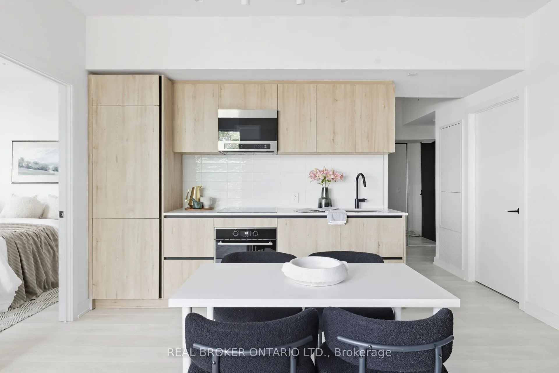 127 Broadway Avenue, #207