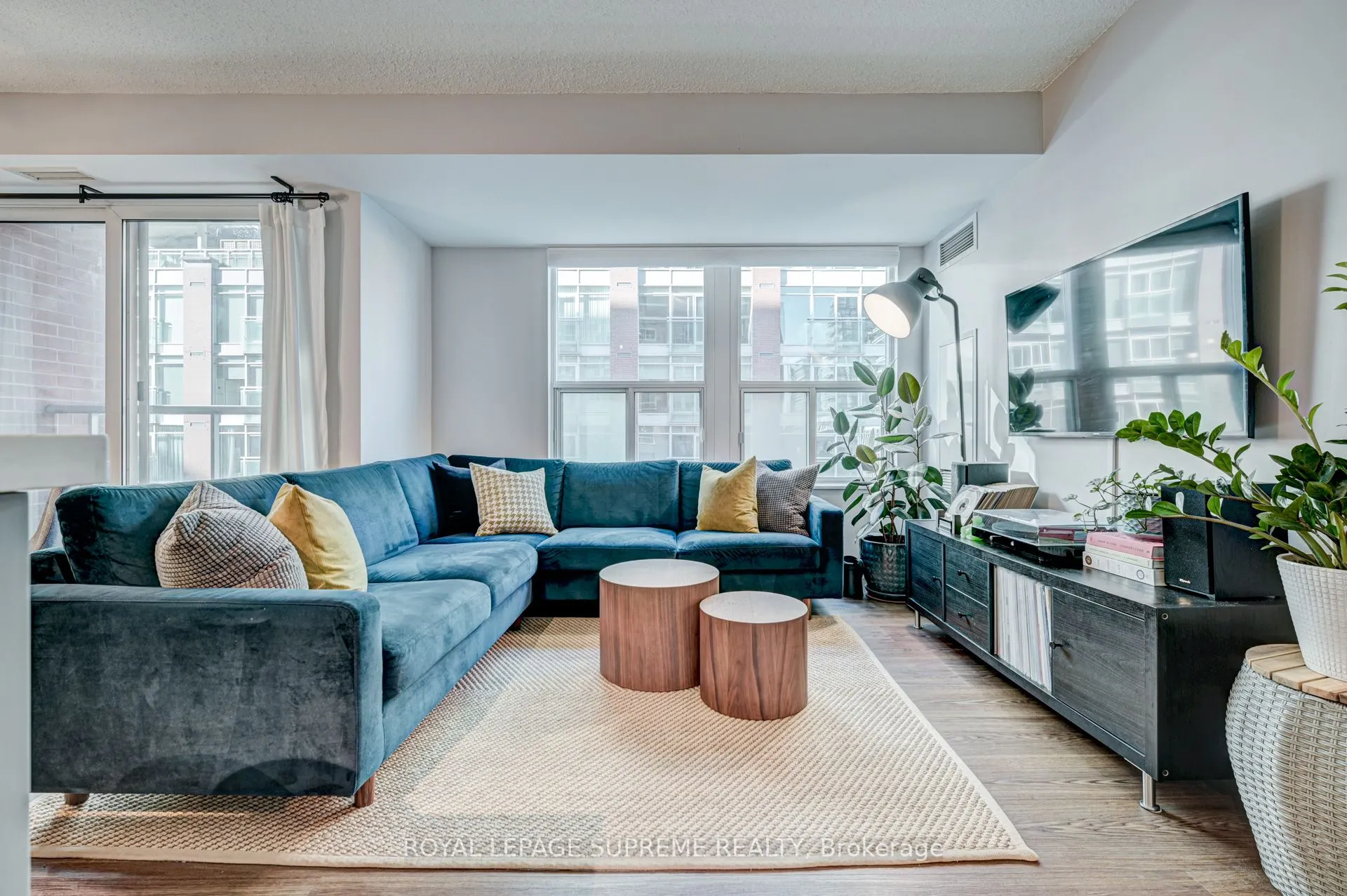 230 King Street E, #716