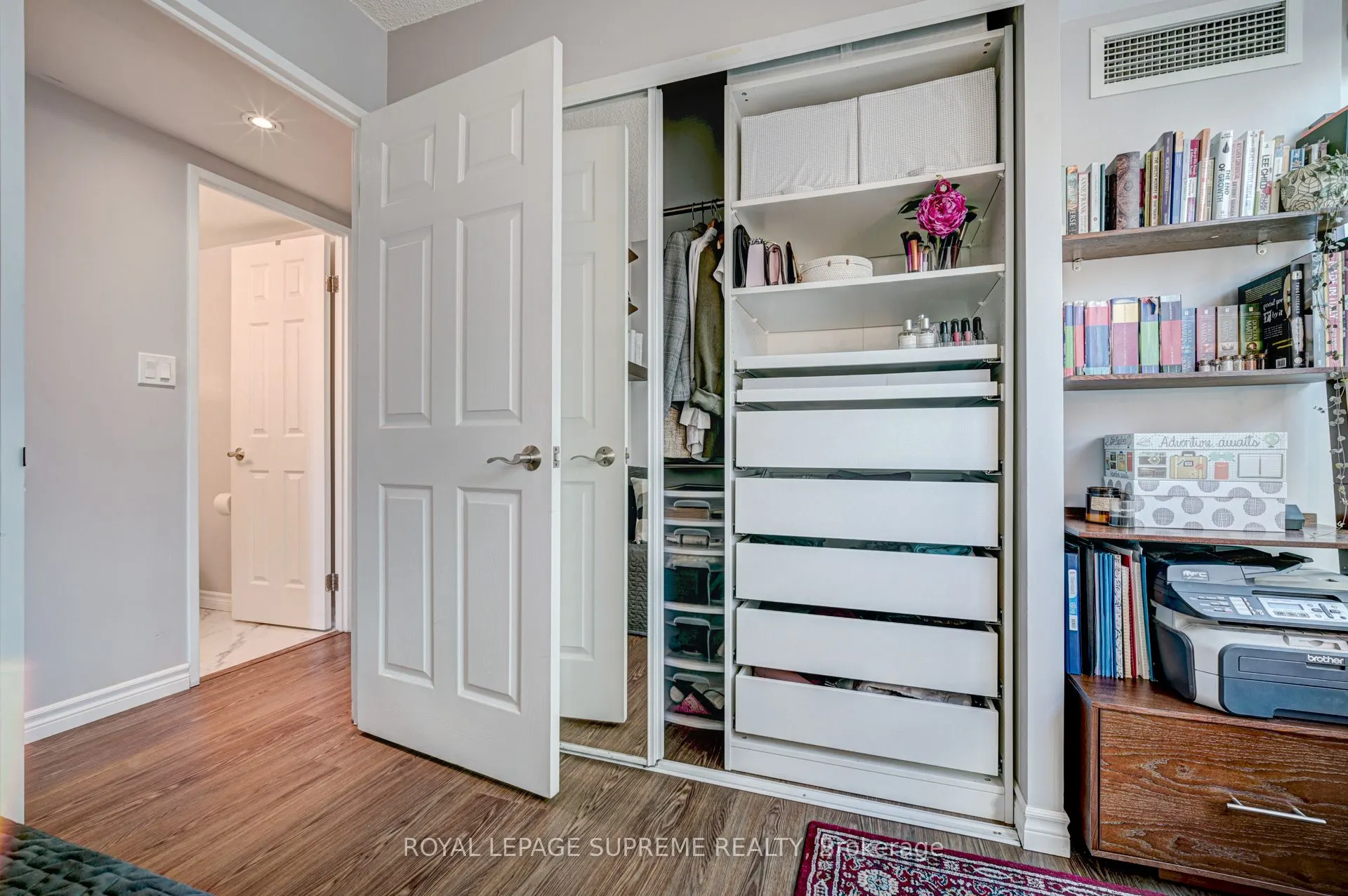 230 King Street E, #716