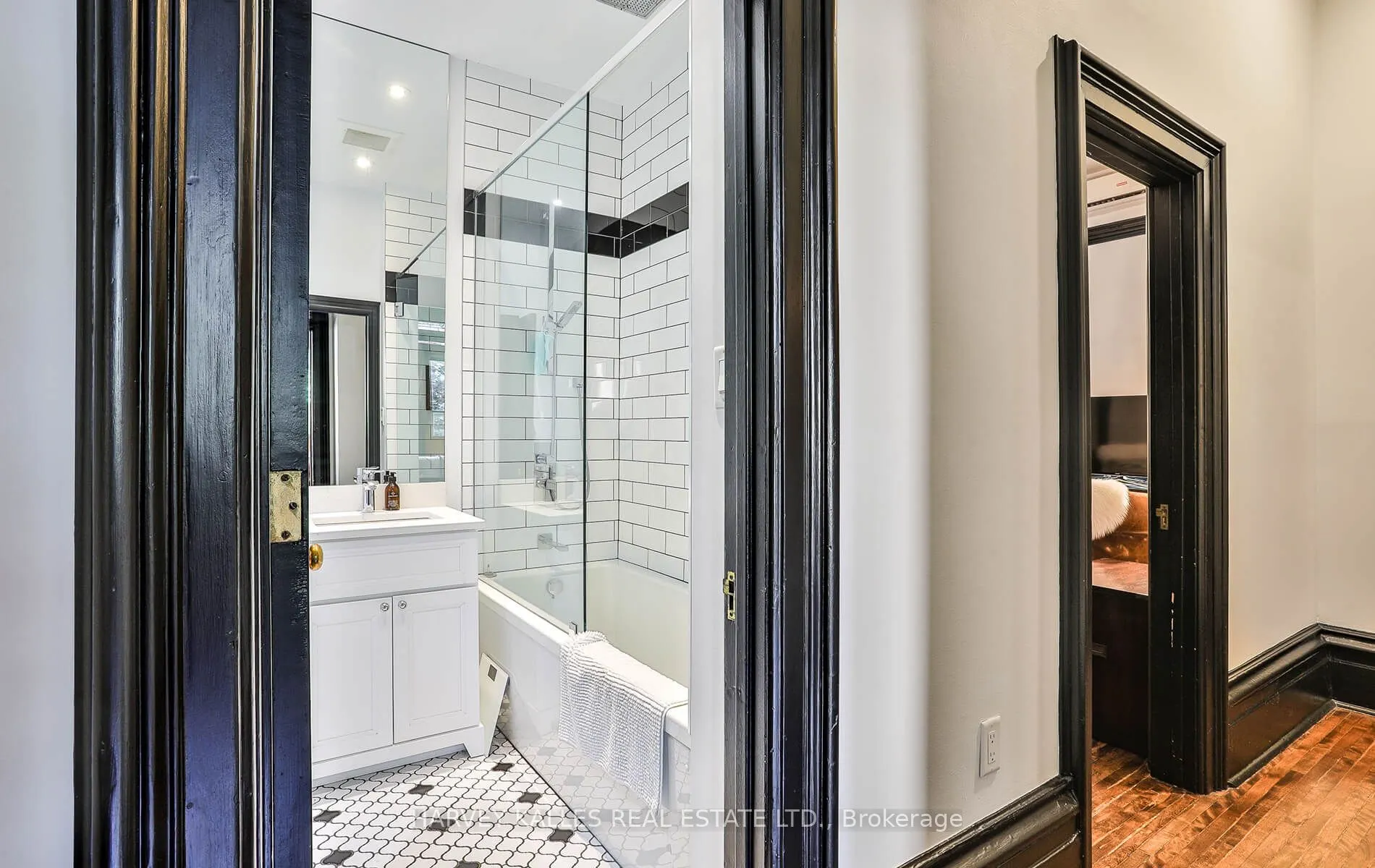 37 Metcalfe Street, #1