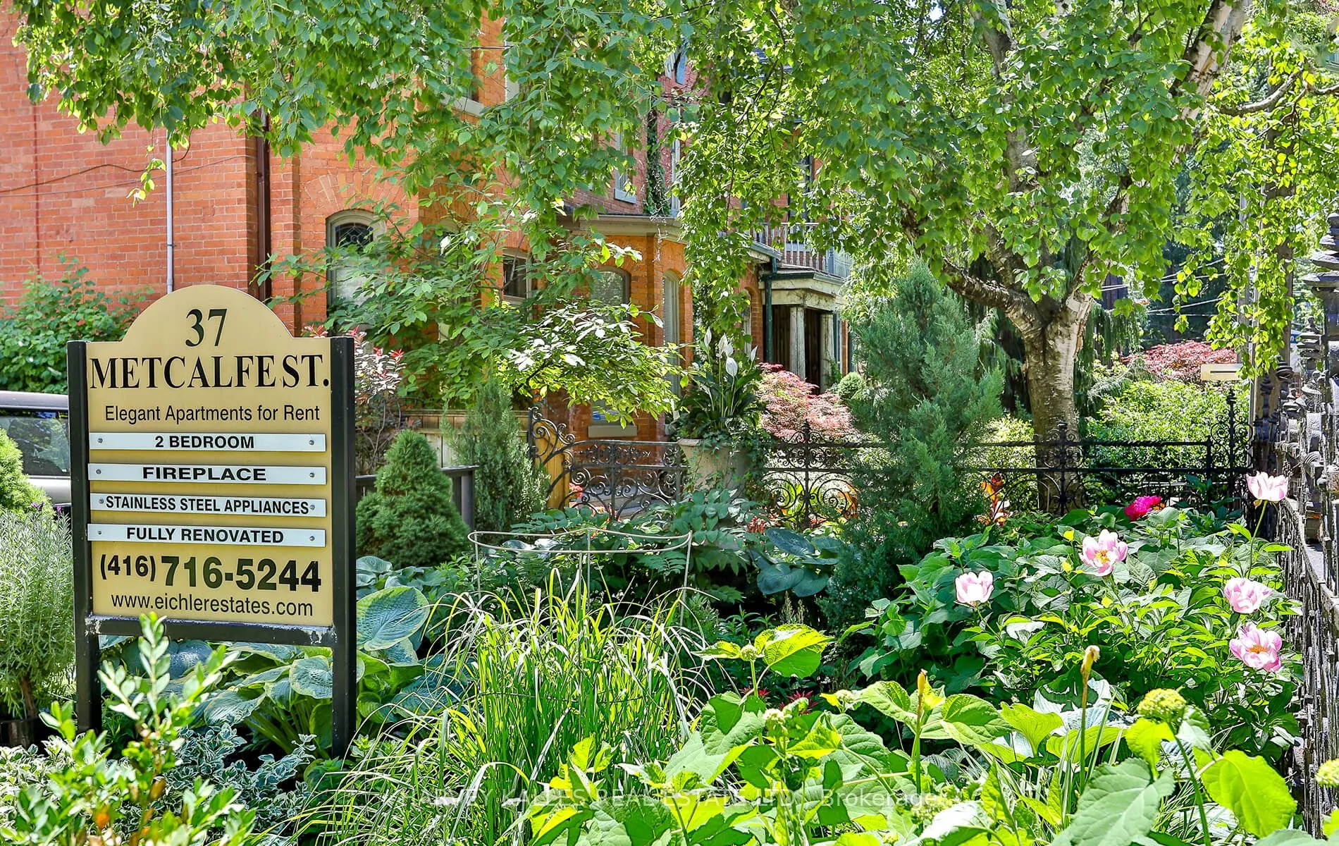 37 Metcalfe Street, #1