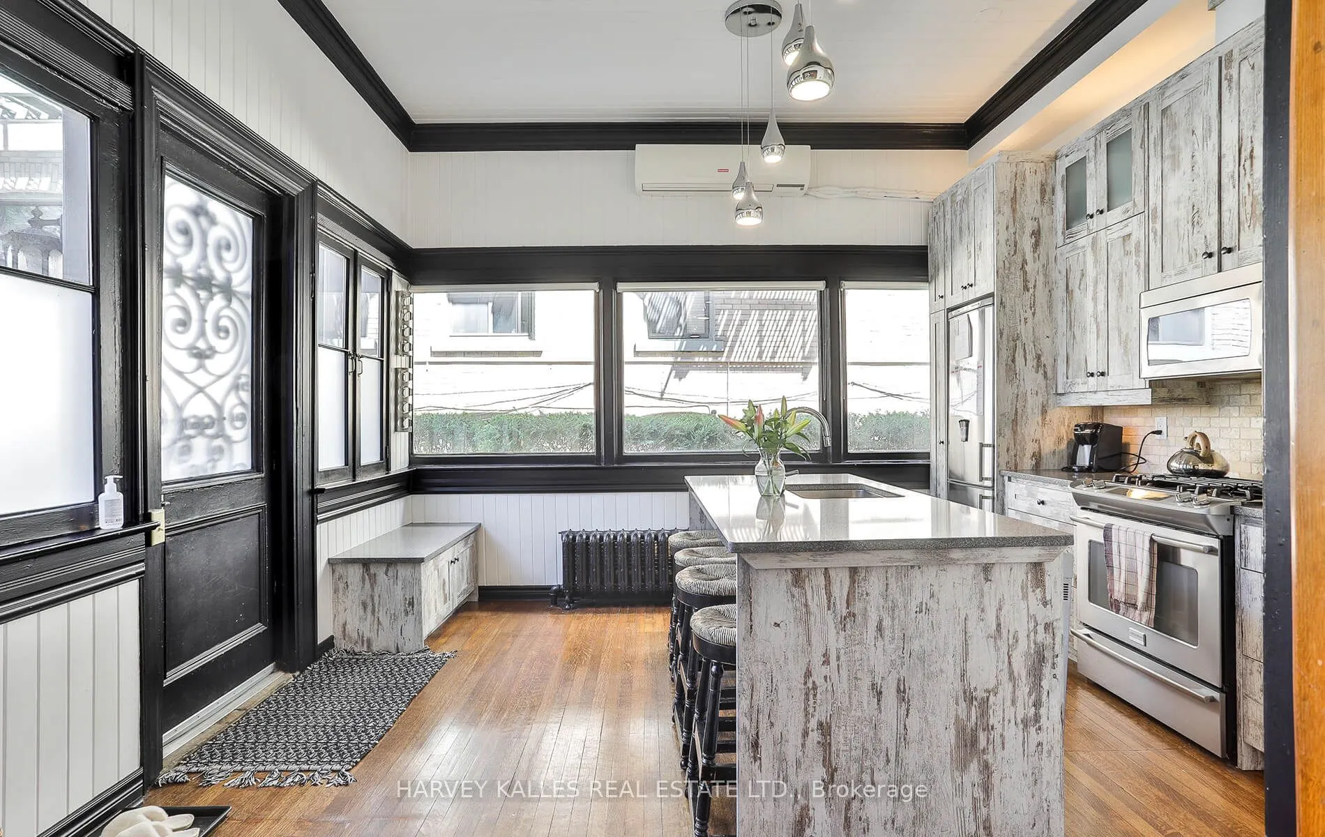 37 Metcalfe Street, #1