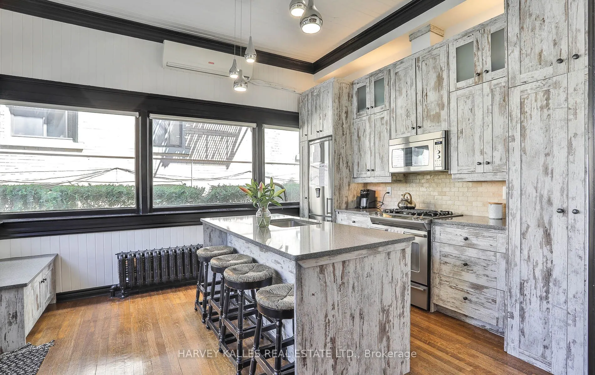 37 Metcalfe Street, #1
