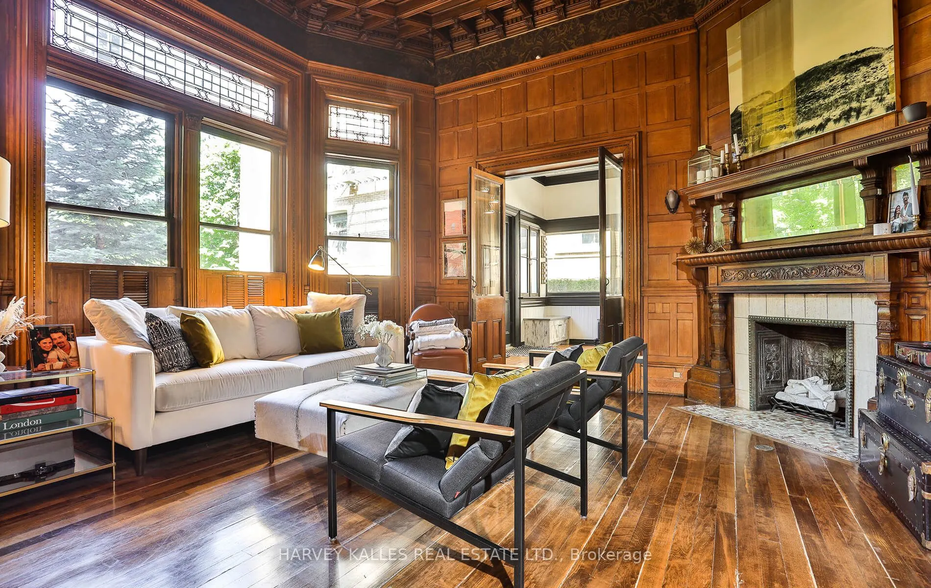 37 Metcalfe Street, #1