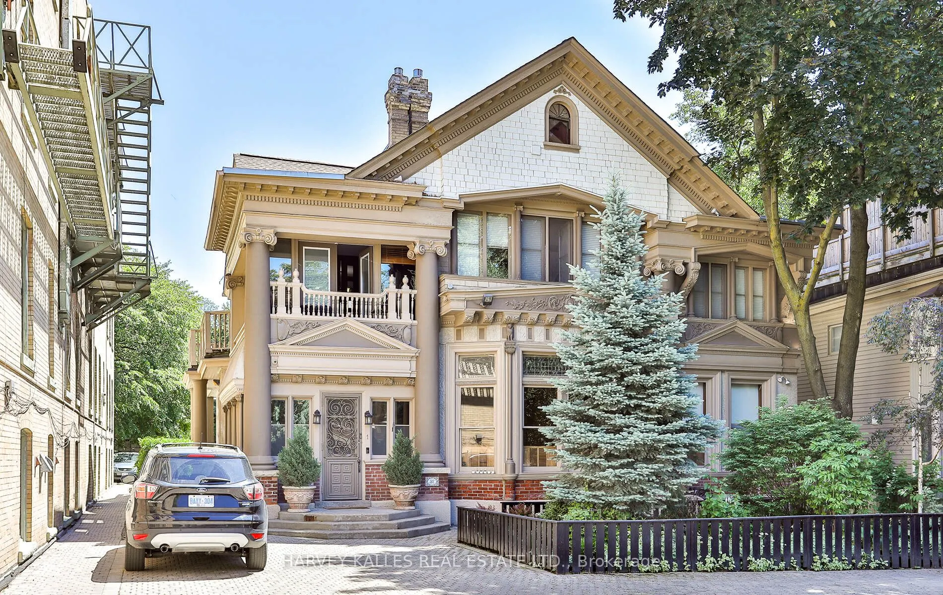 37 Metcalfe Street, #1