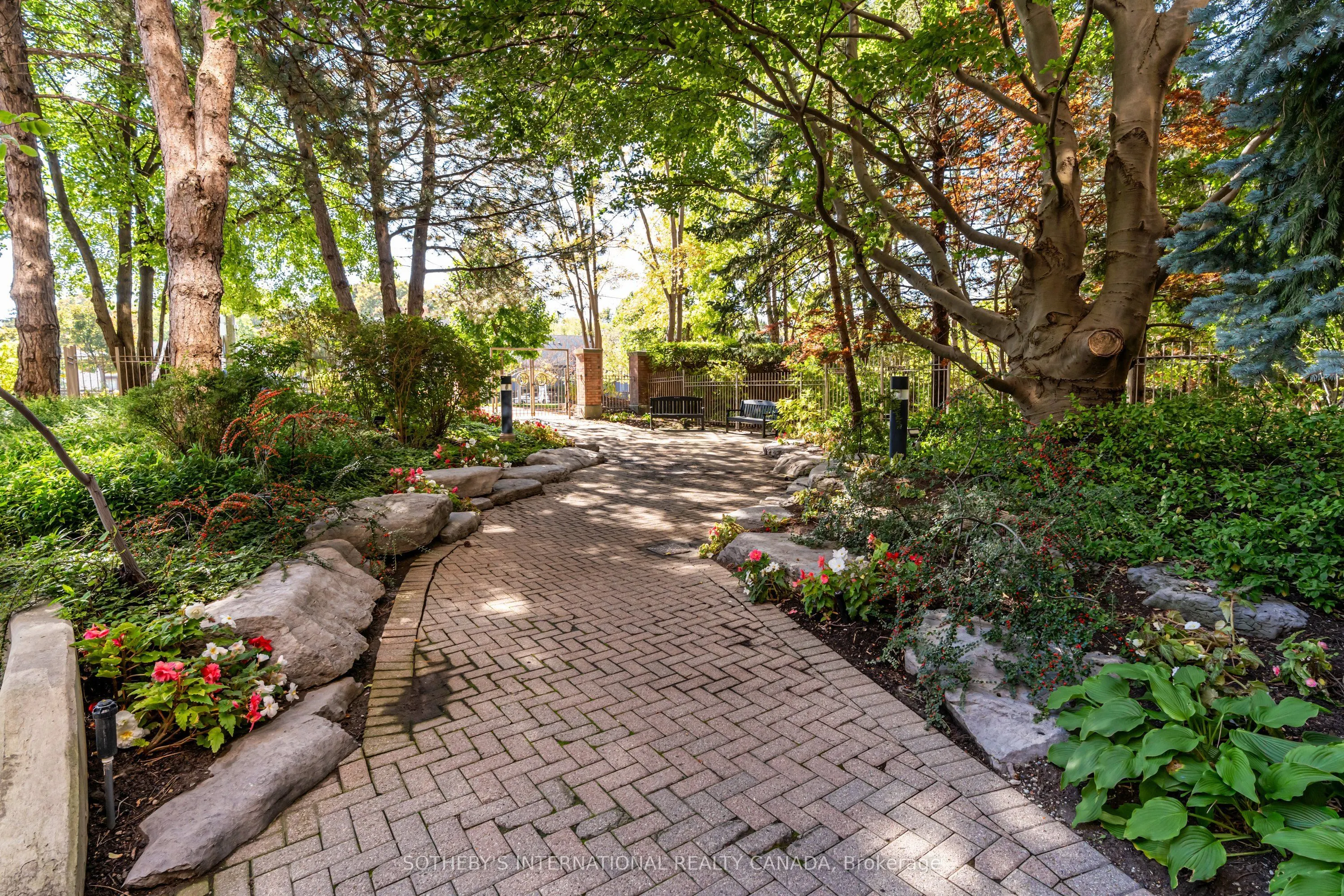 3181 Bayview Avenue, #512