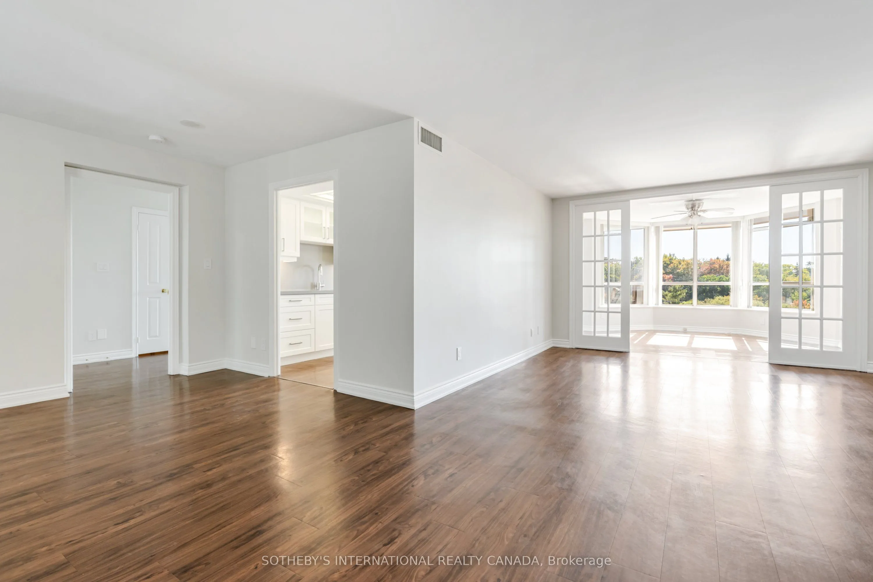 3181 Bayview Avenue, #512