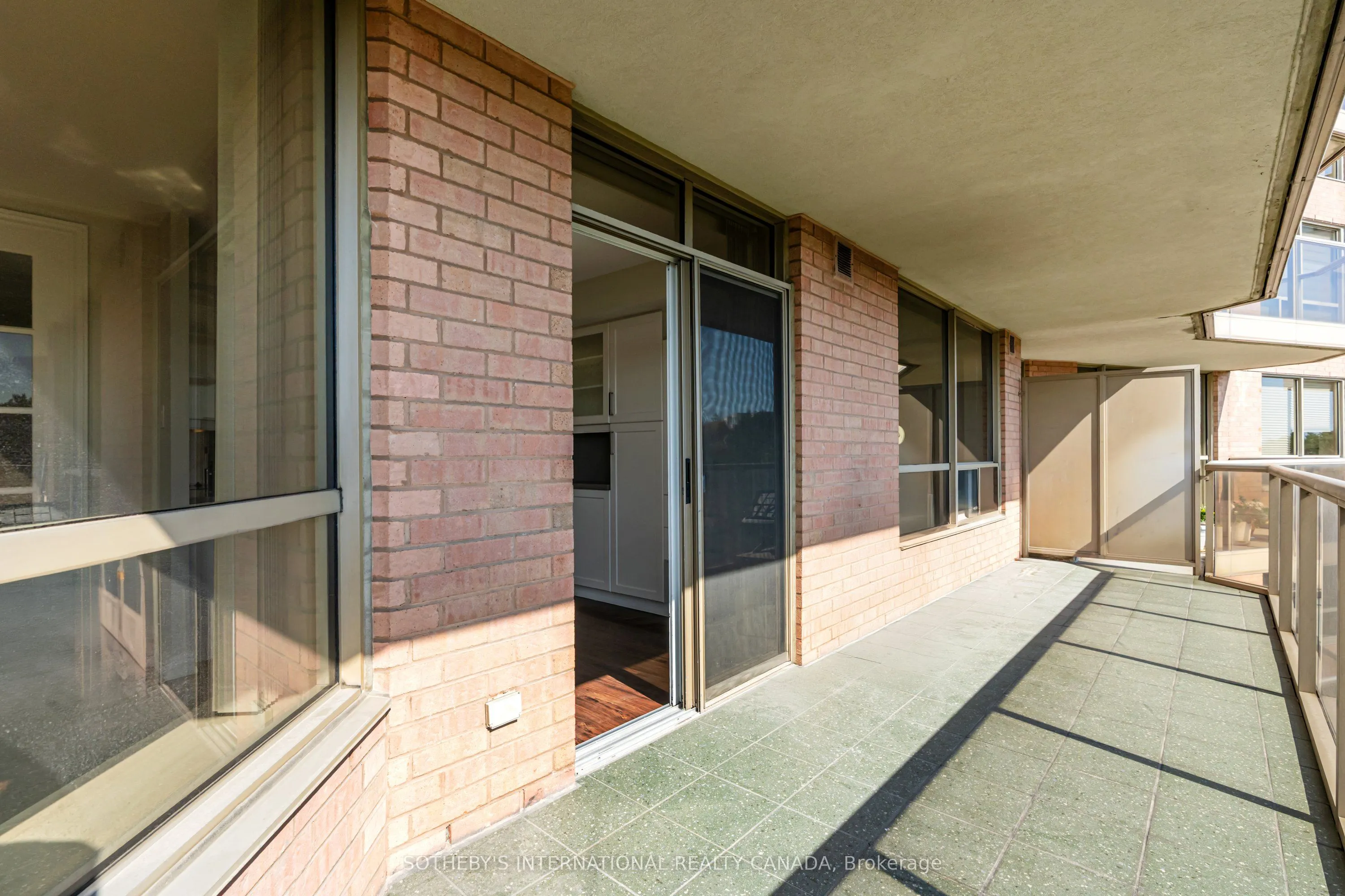 3181 Bayview Avenue, #512