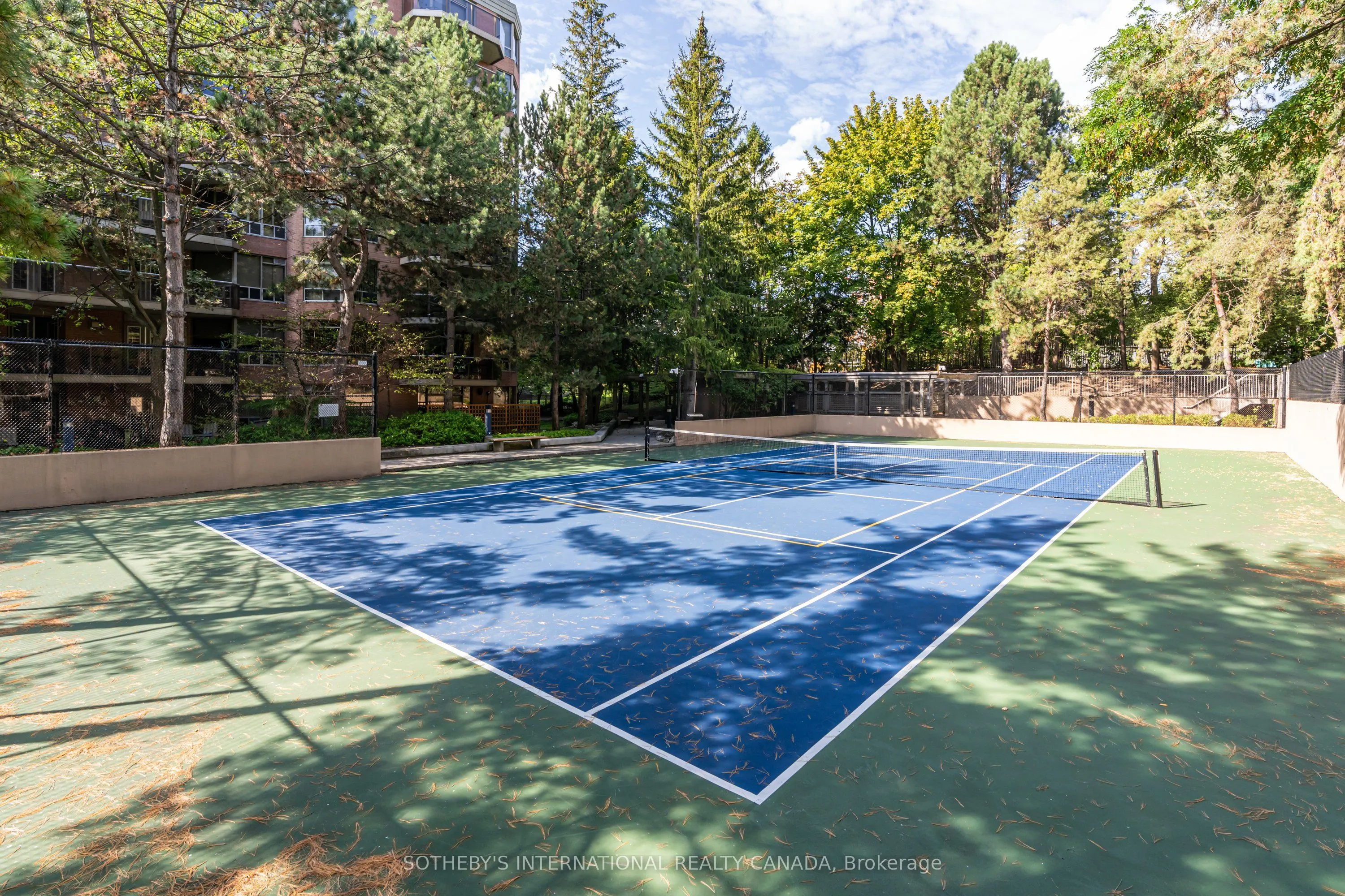 3181 Bayview Avenue, #512
