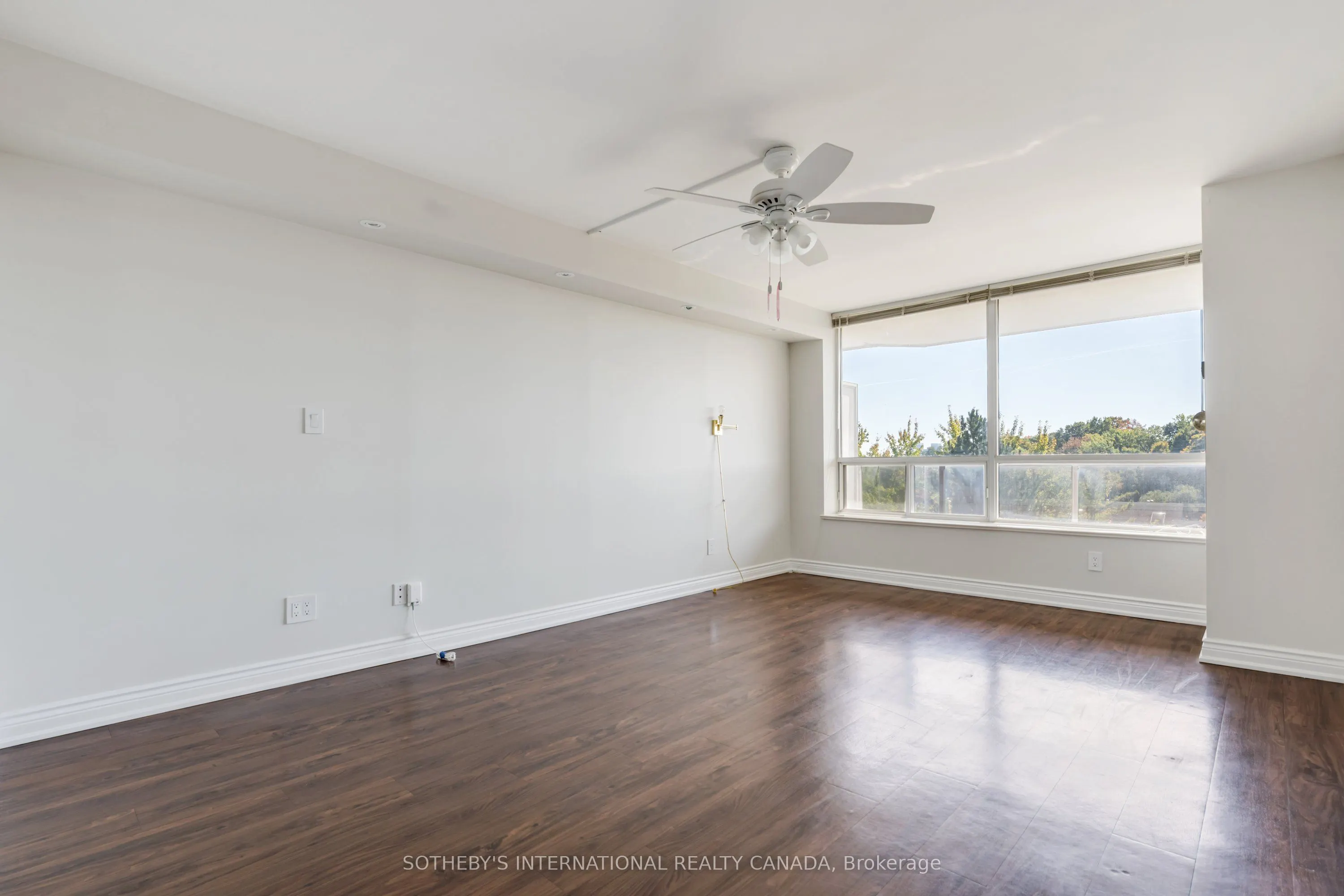3181 Bayview Avenue, #512