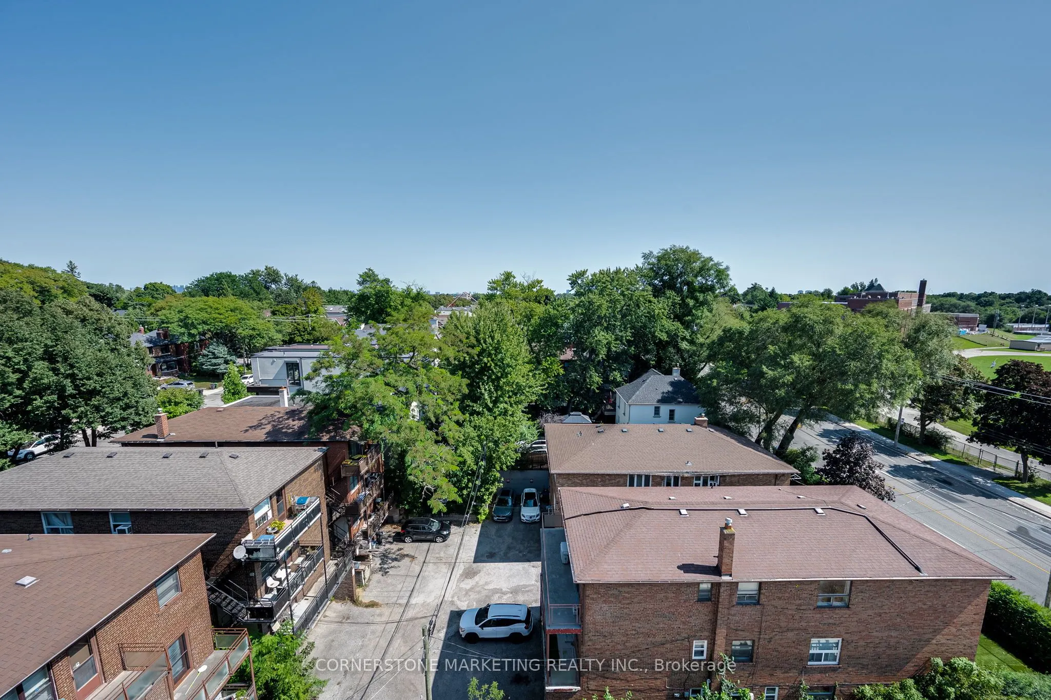 250 Lawrence Avenue W, #606