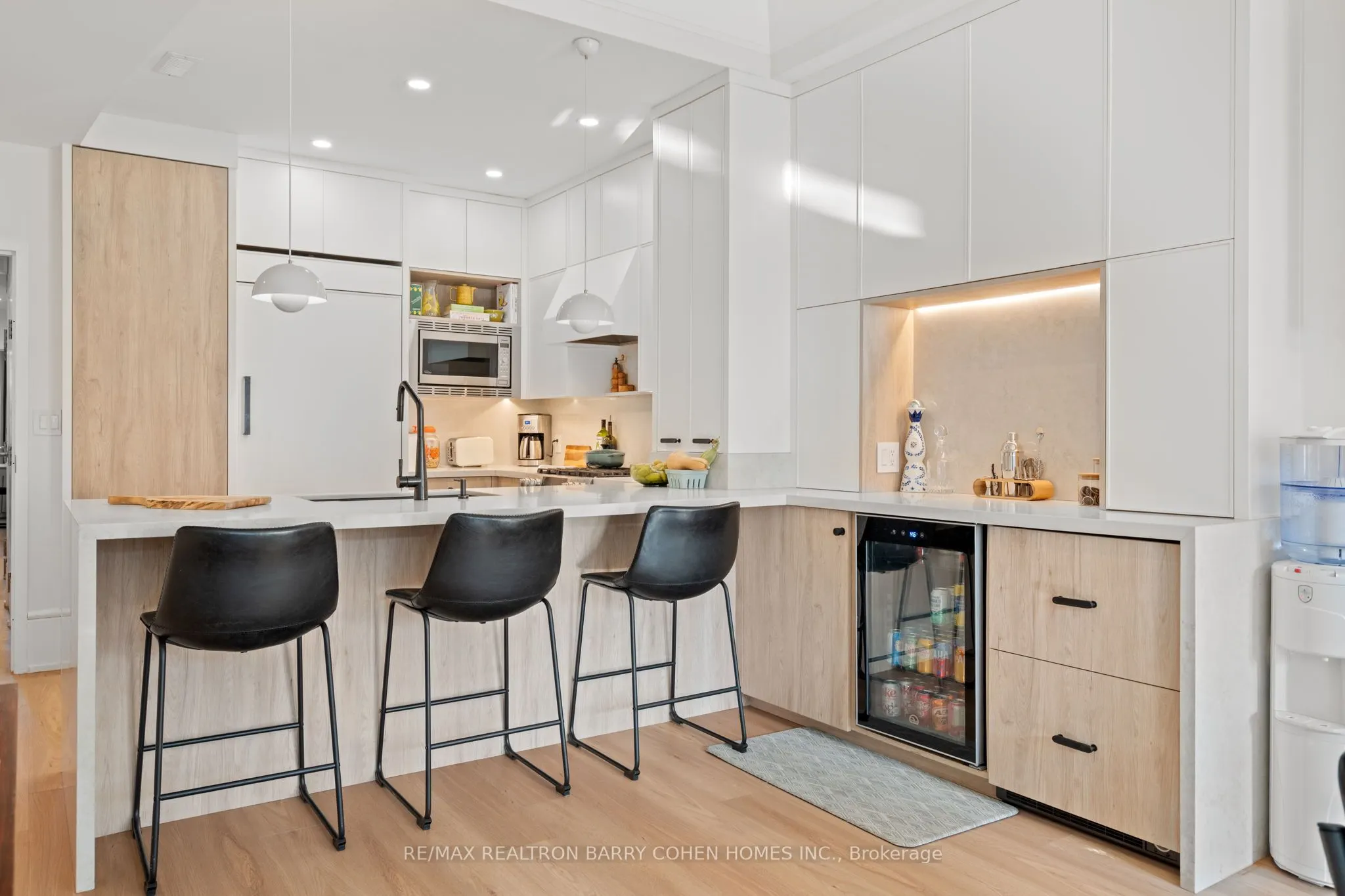 336 Davenport Road, #201