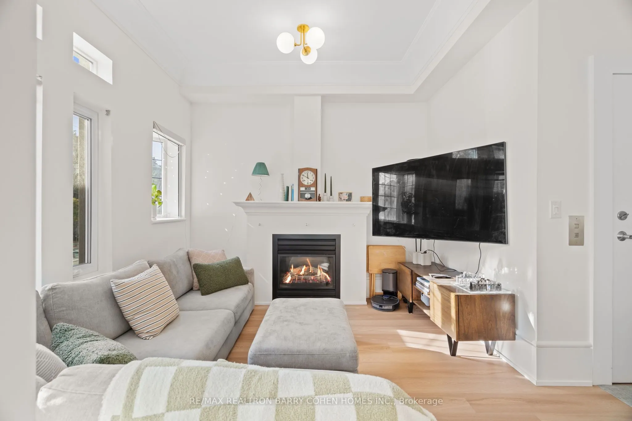 336 Davenport Road, #201