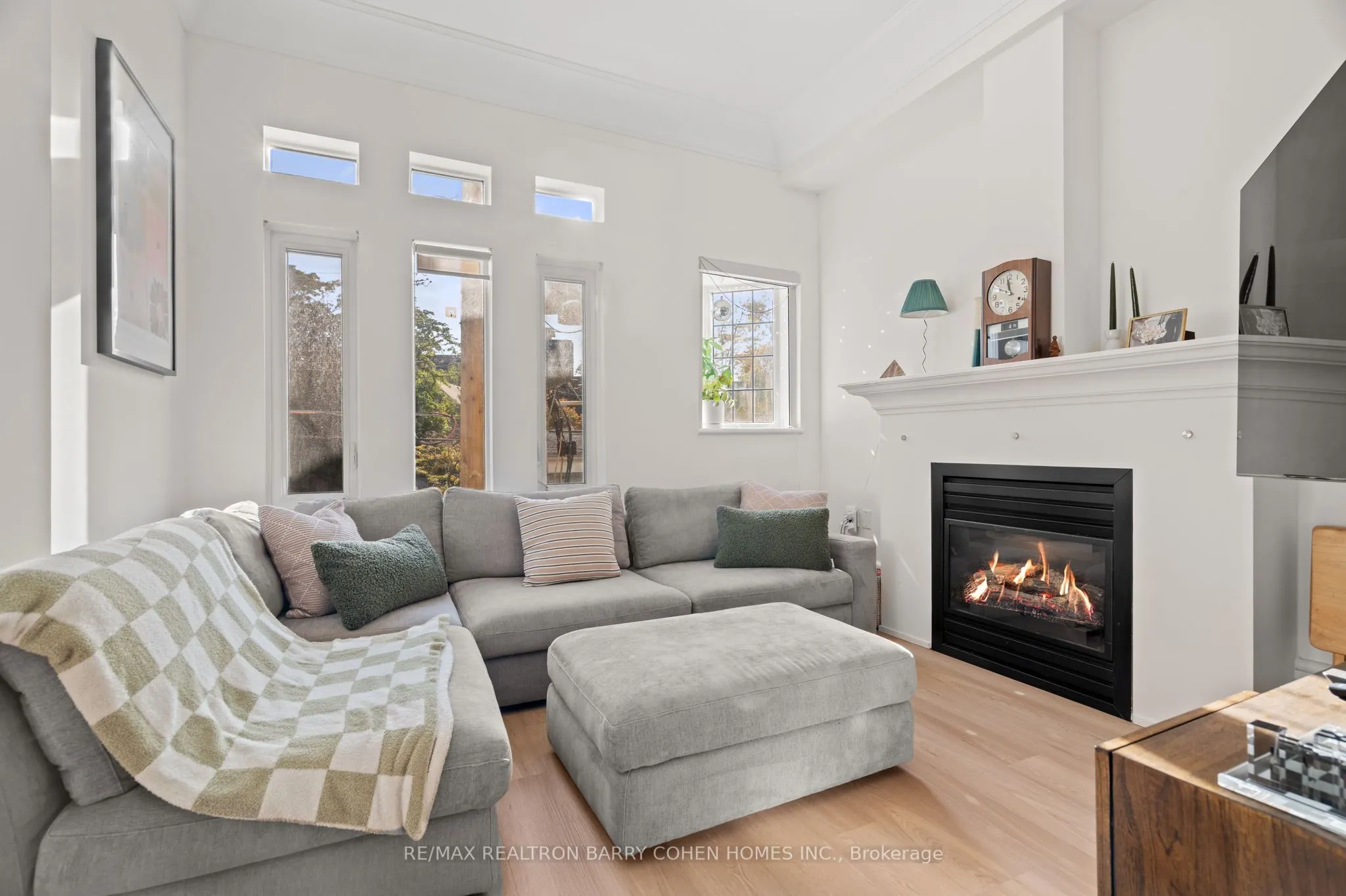 336 Davenport Road, #201
