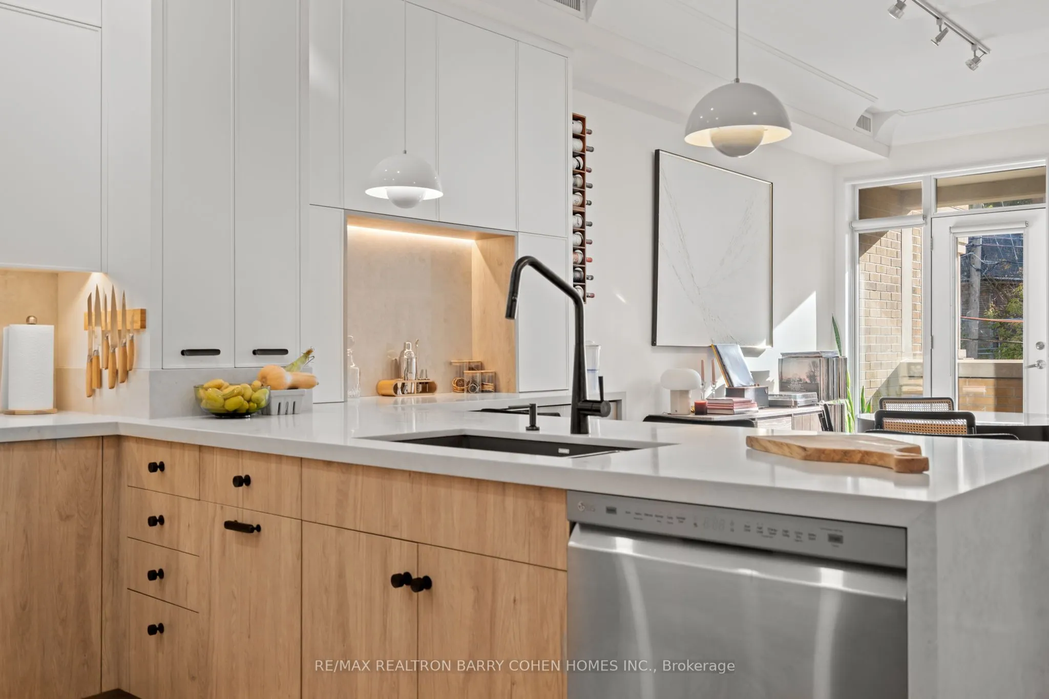 336 Davenport Road, #201