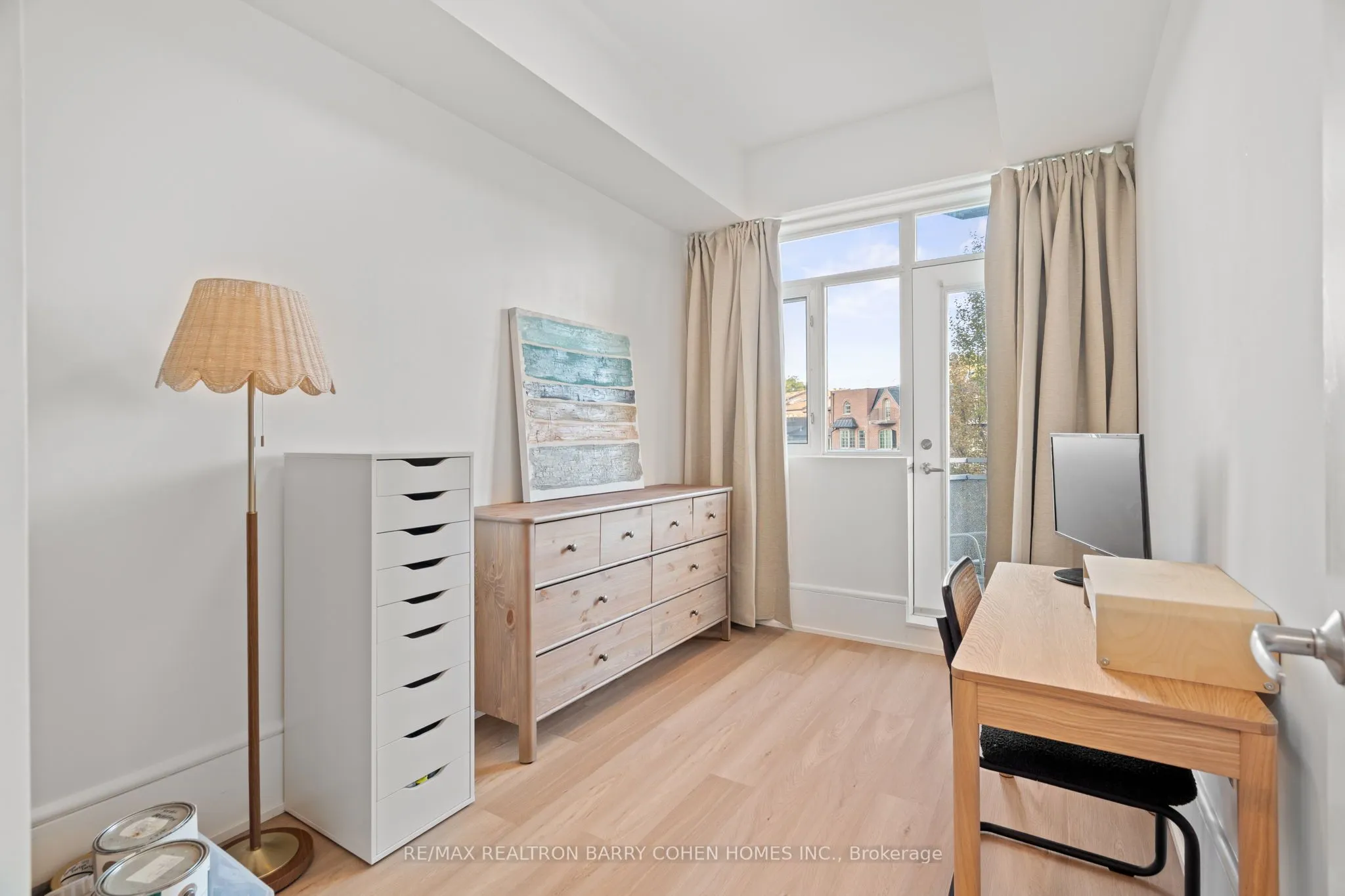 336 Davenport Road, #201
