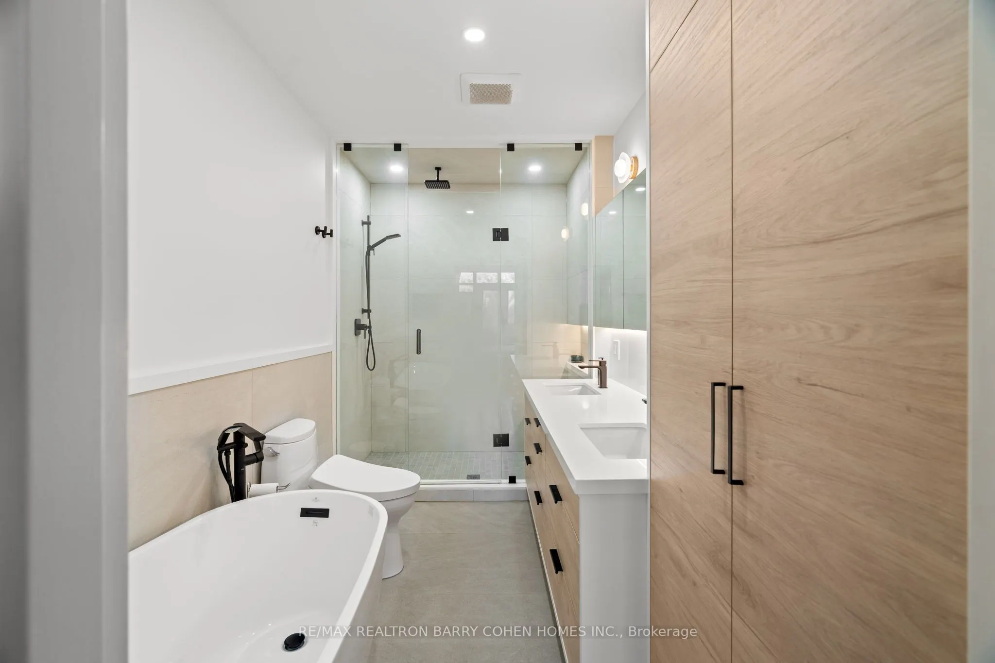 336 Davenport Road, #201