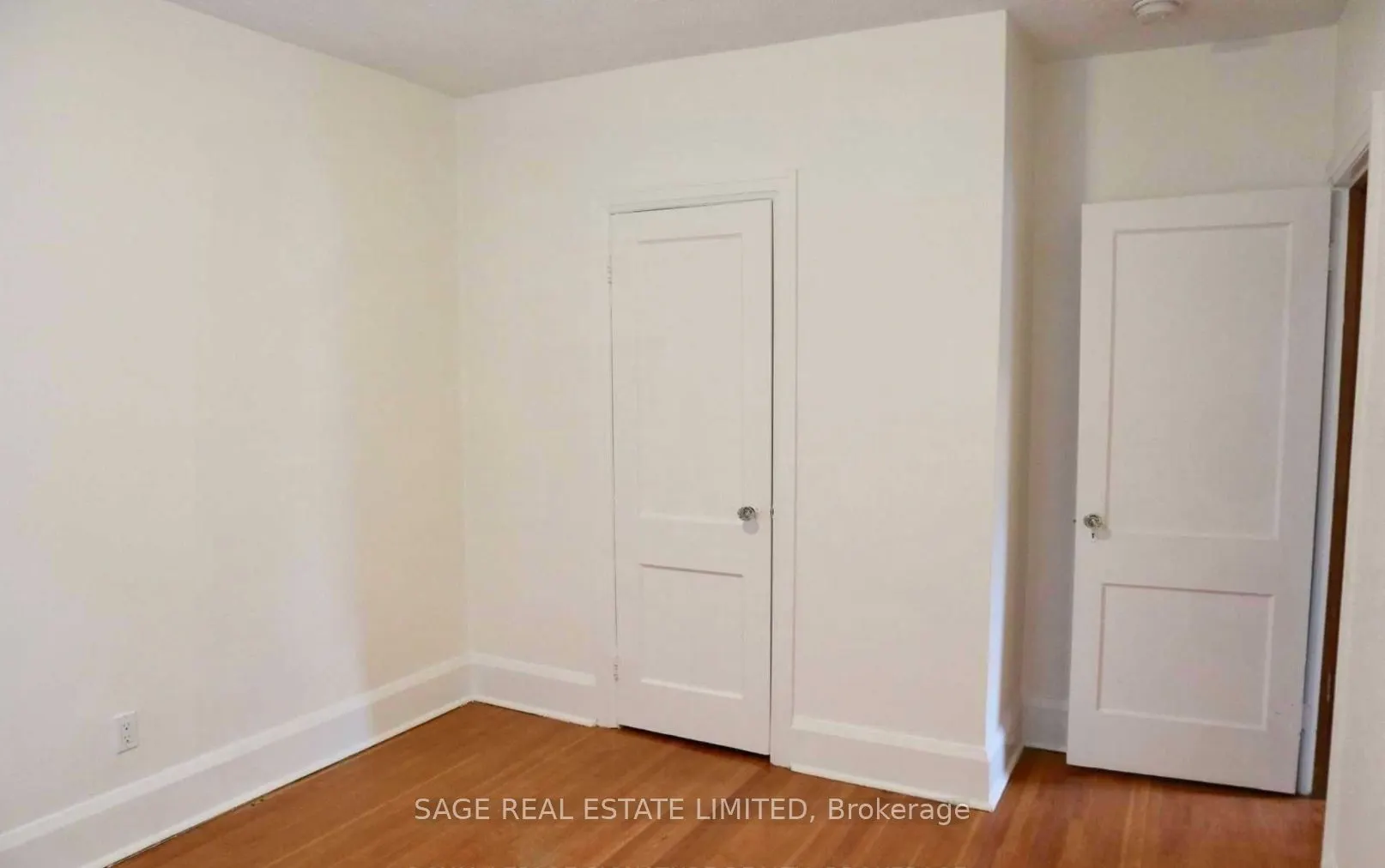 740 Avenue Road S, #Main
