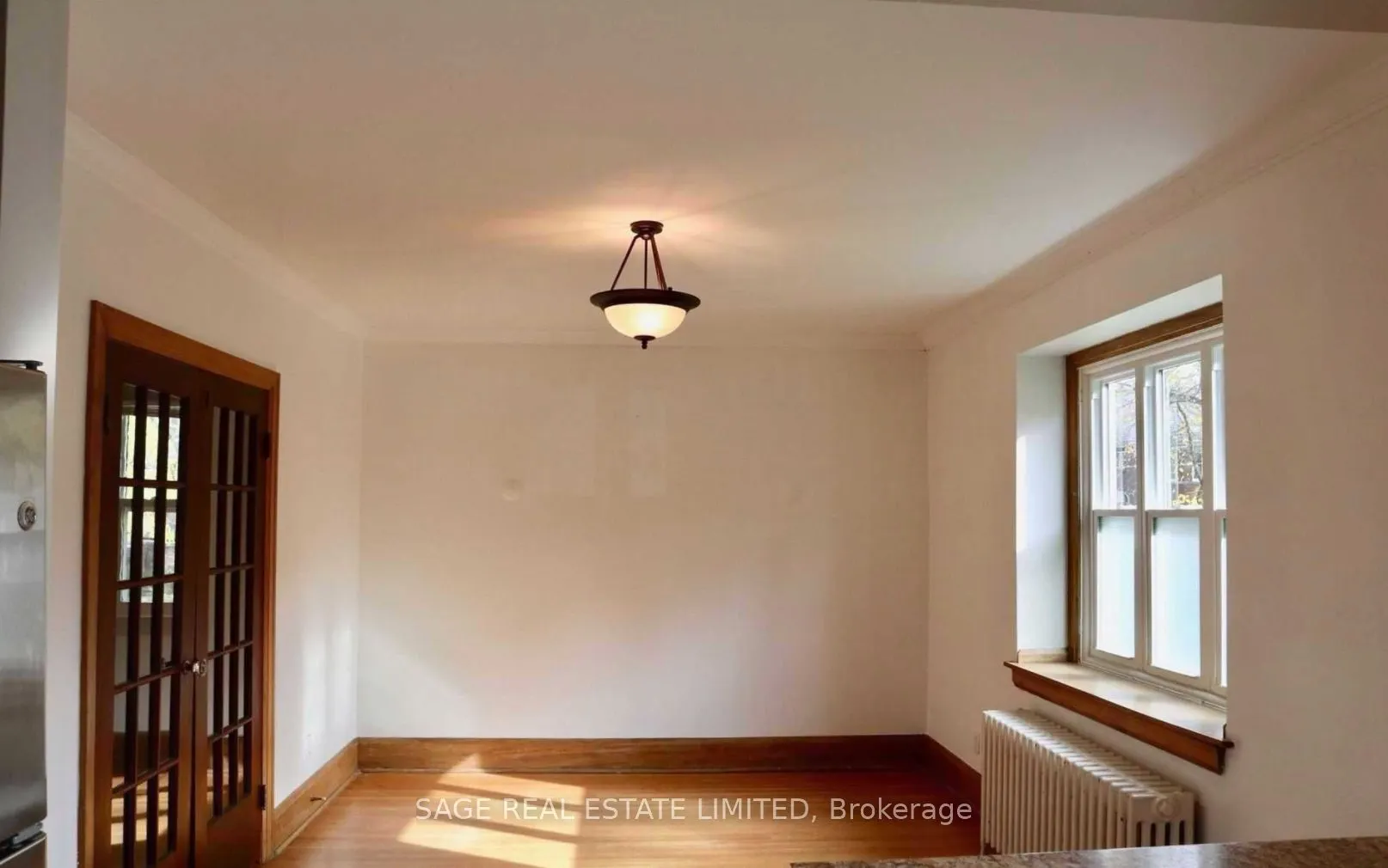 740 Avenue Road S, #Main