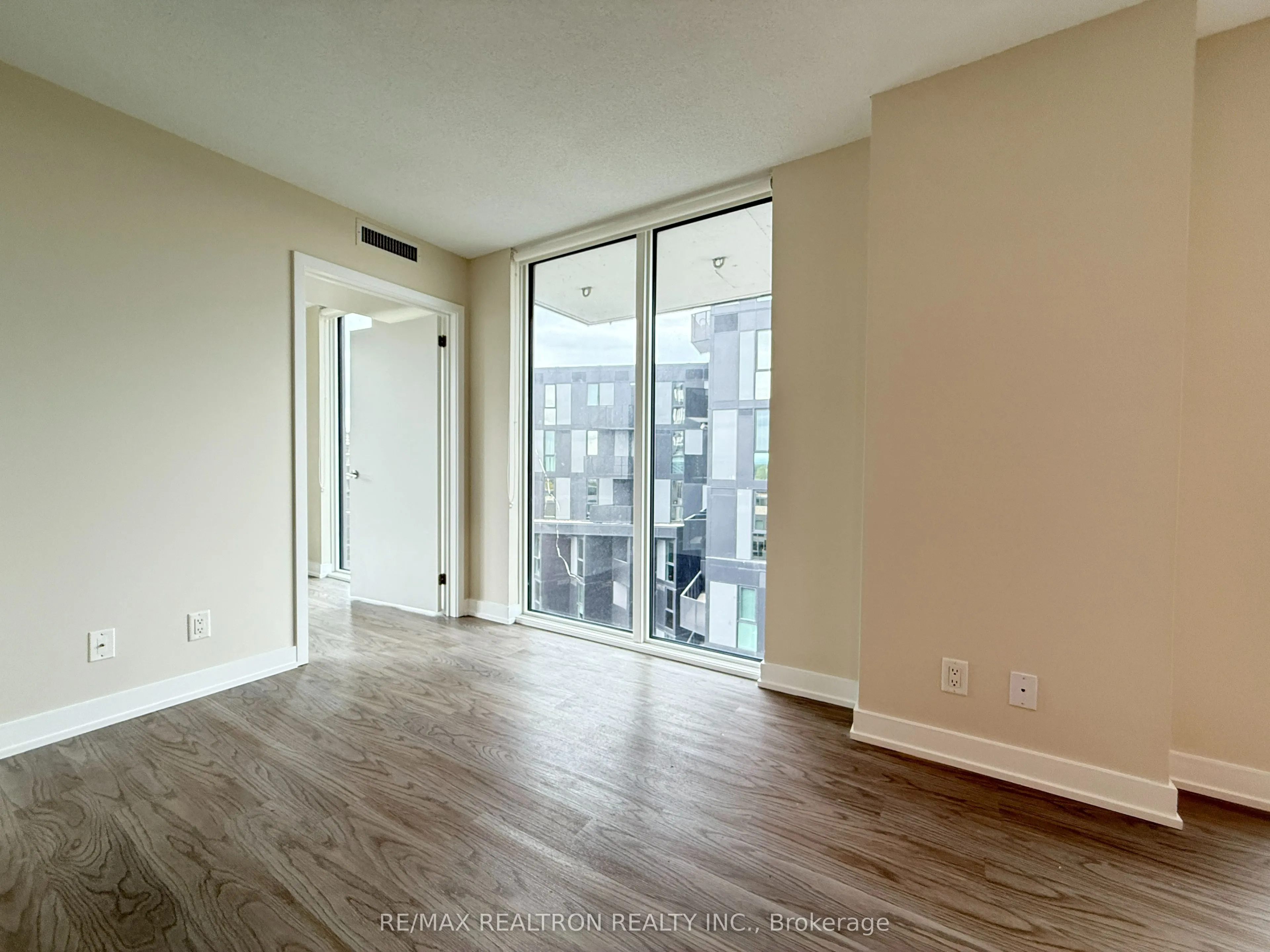 38 MONTE KWINTER Court, #1006