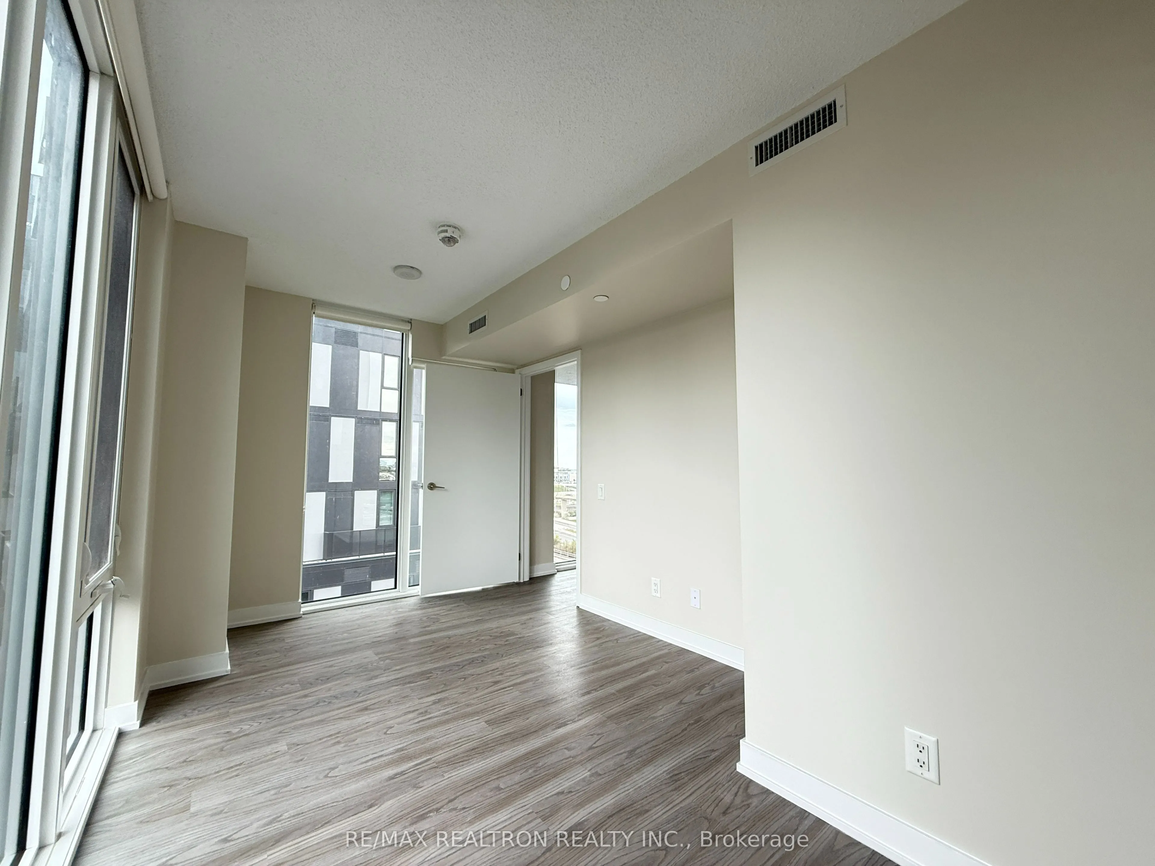 38 MONTE KWINTER Court, #1006