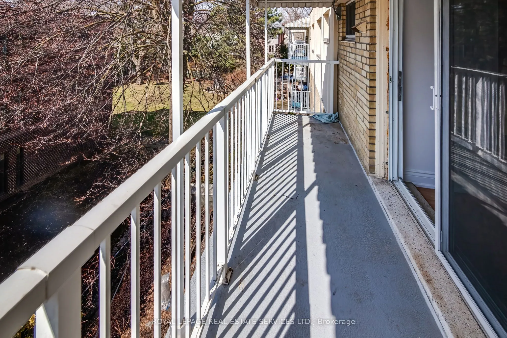 172 Sherwood Avenue, #206