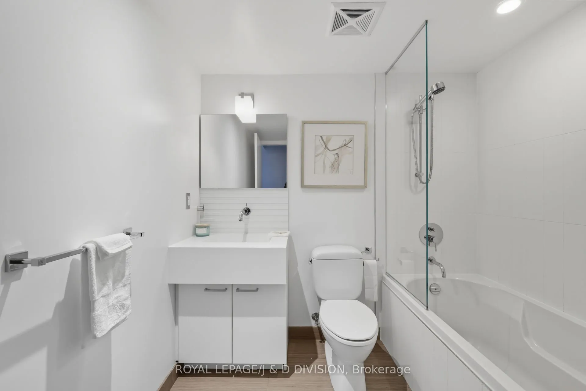 55 Stewart Street, #828