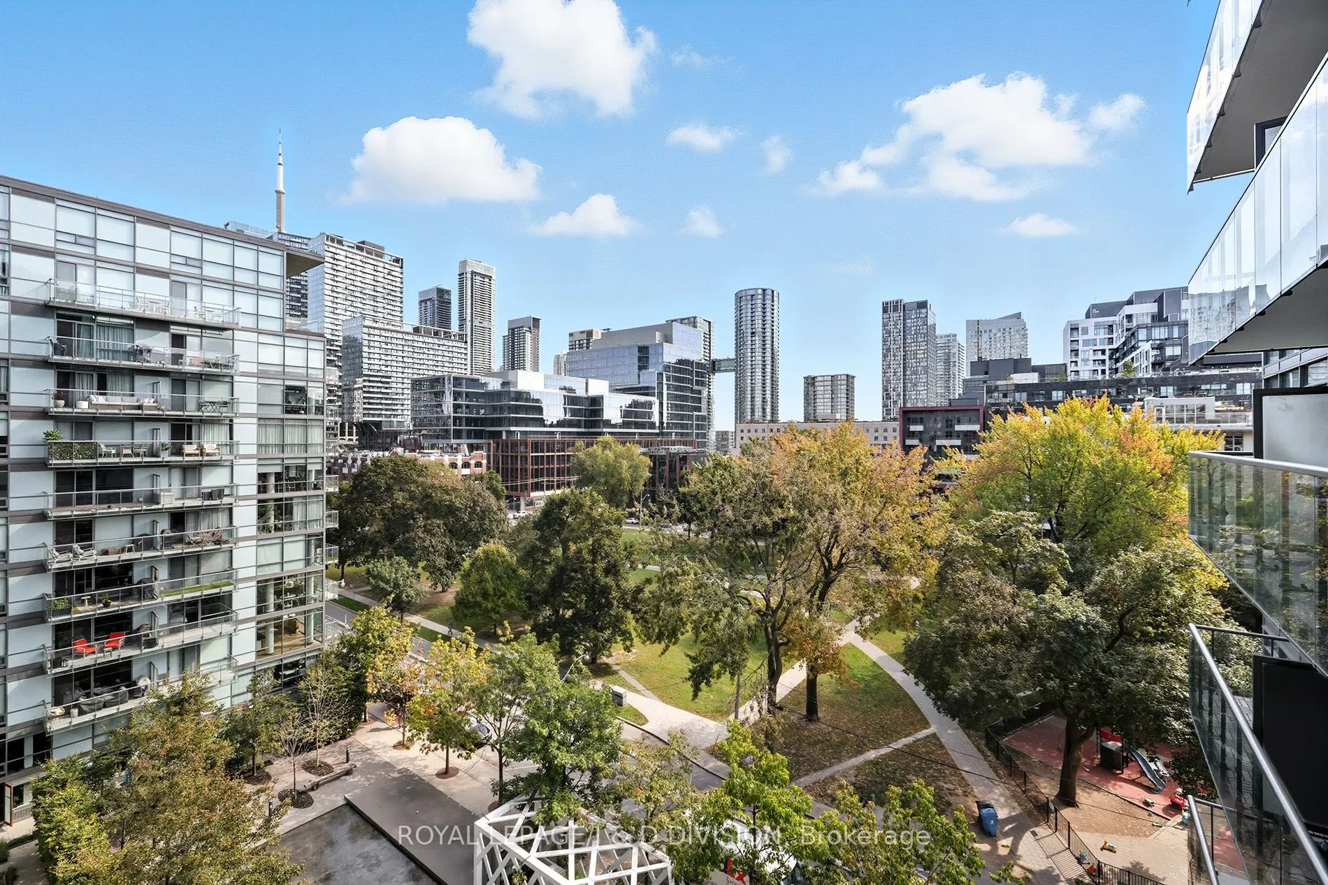 55 Stewart Street, #828