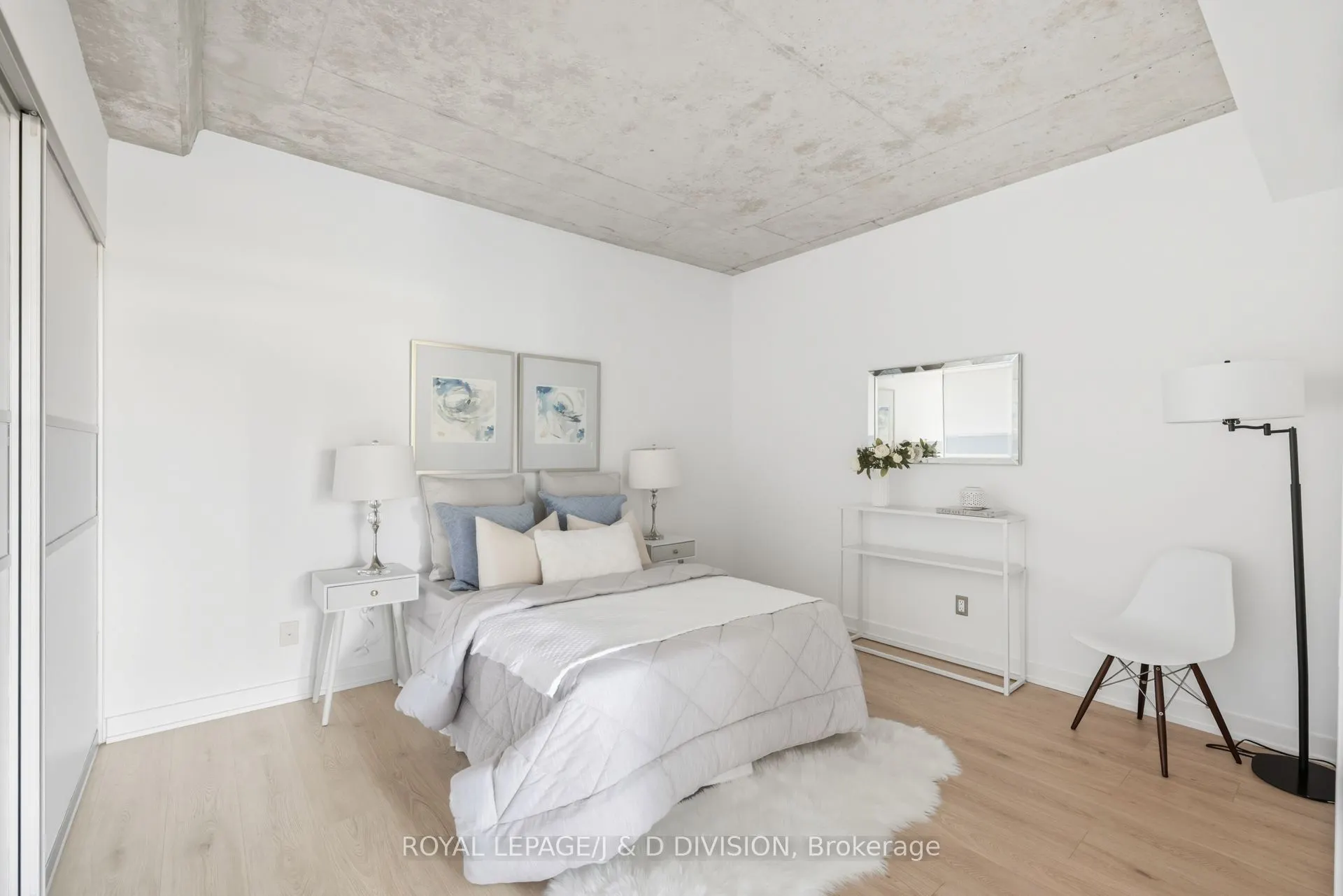 55 Stewart Street, #828