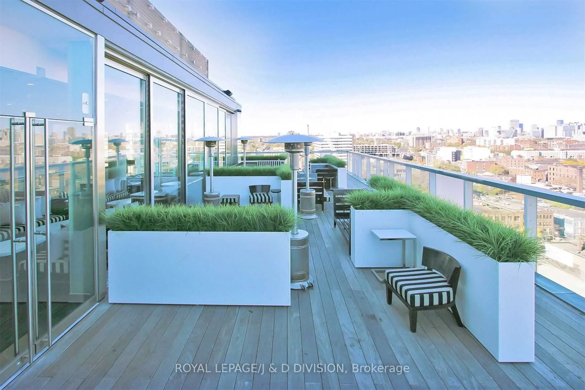 55 Stewart Street, #828
