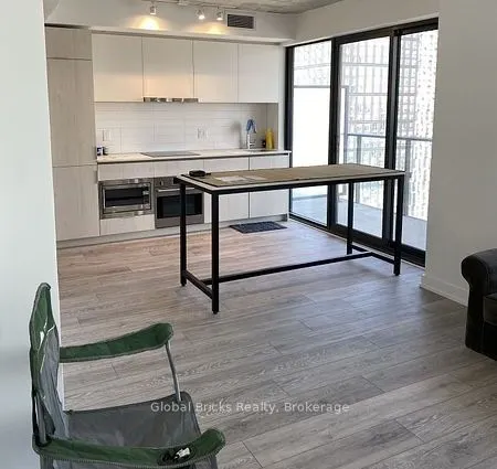 47 Mutual Street, #2805