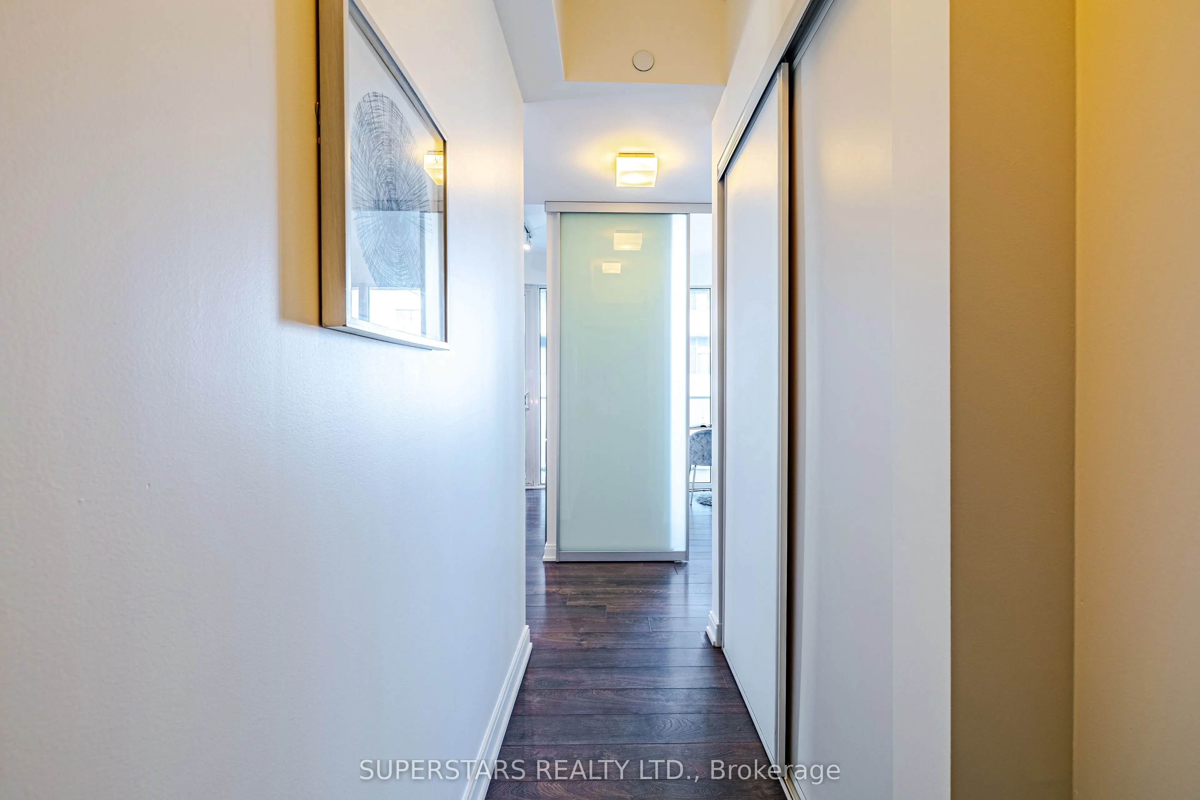 42 Charles Street E, #3001