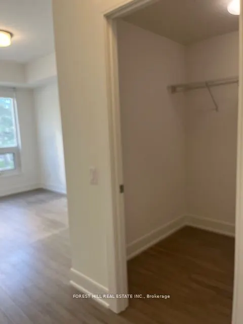 310 Tweedsmuir Avenue, #Th4