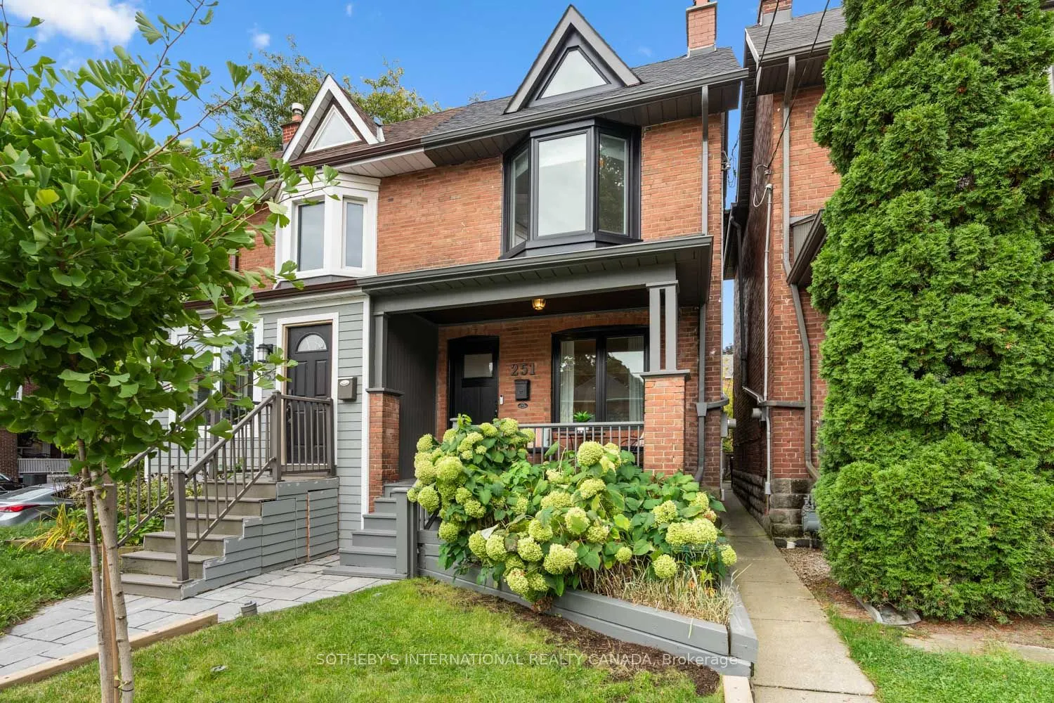 251 Bowood Avenue