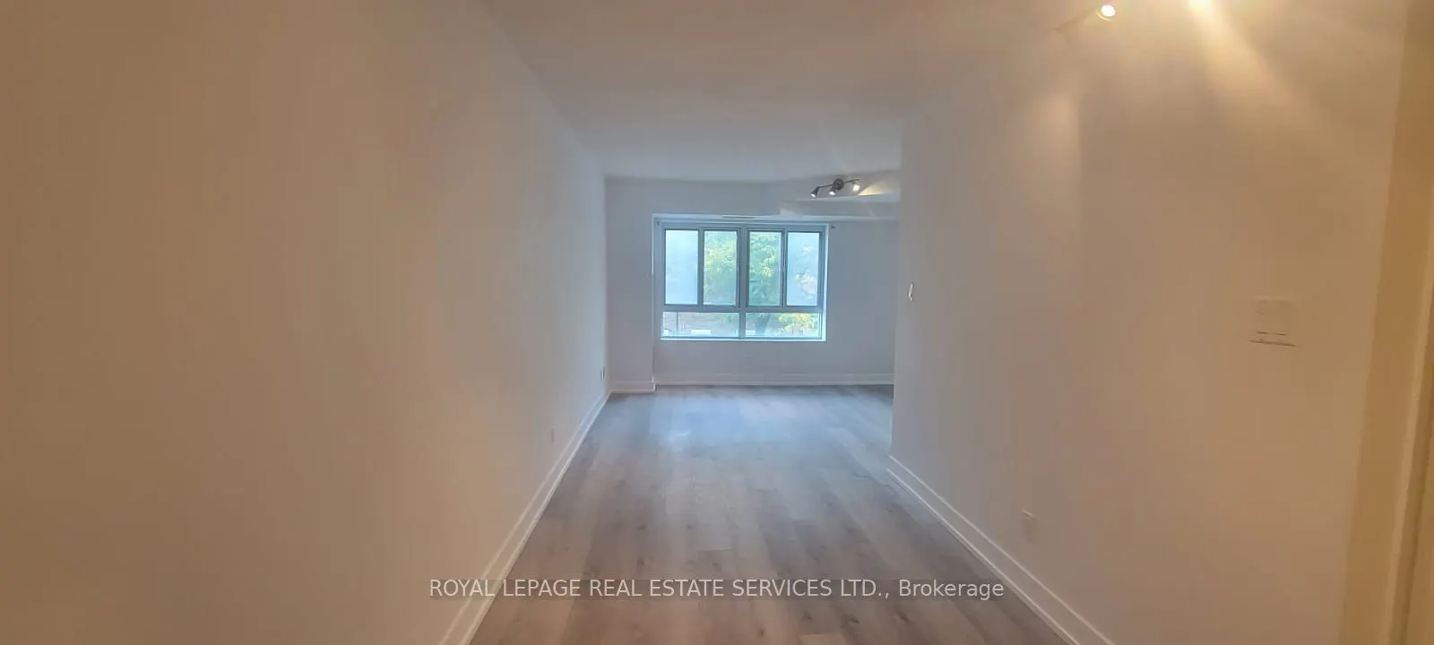 15 Maplewood Avenue, #208