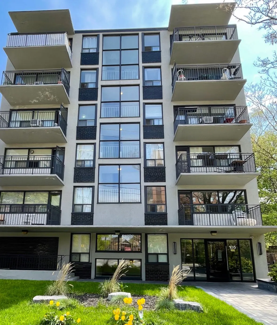 105 Raglan Avenue, #504