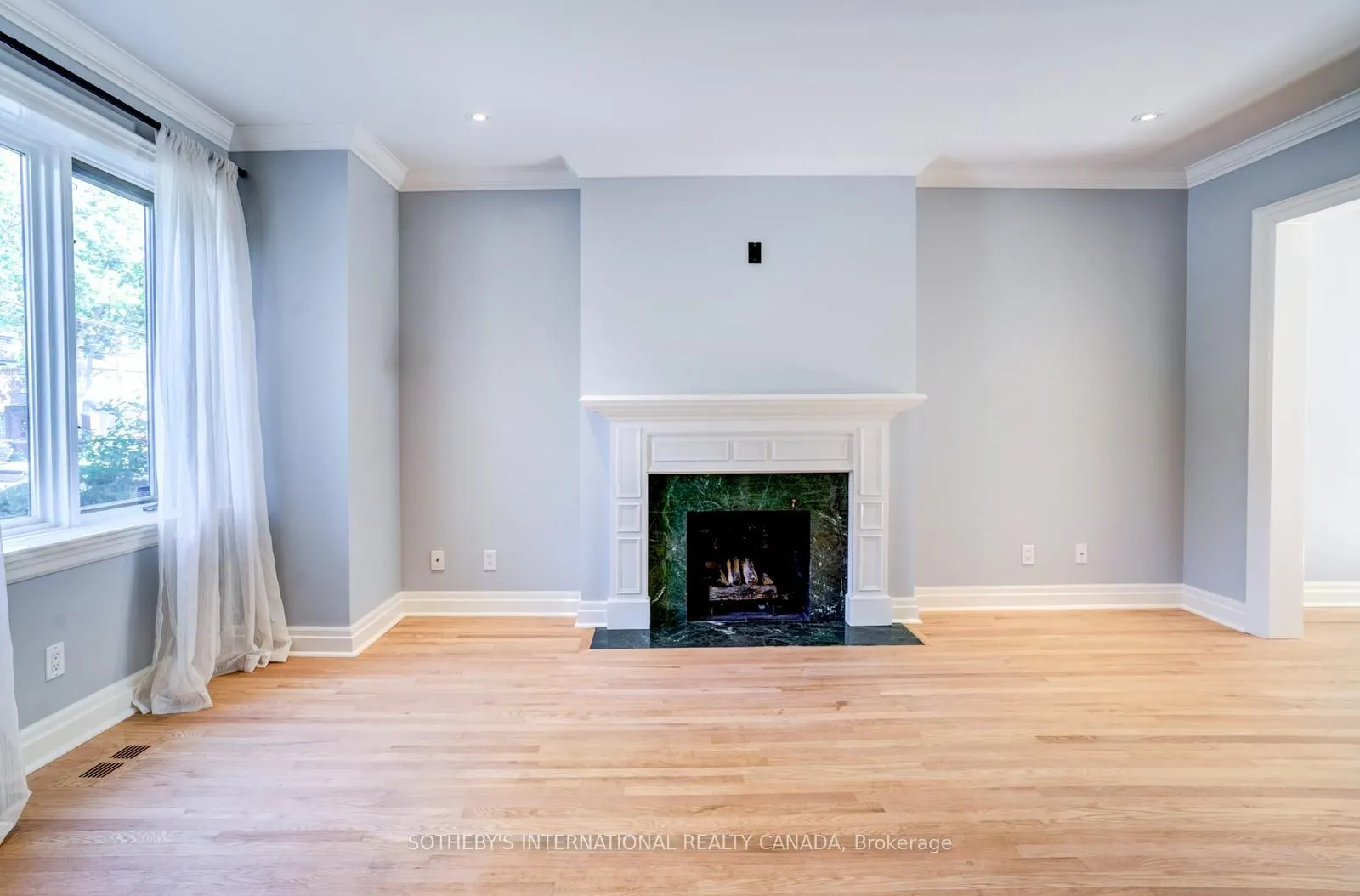 117 Deloraine Avenue
