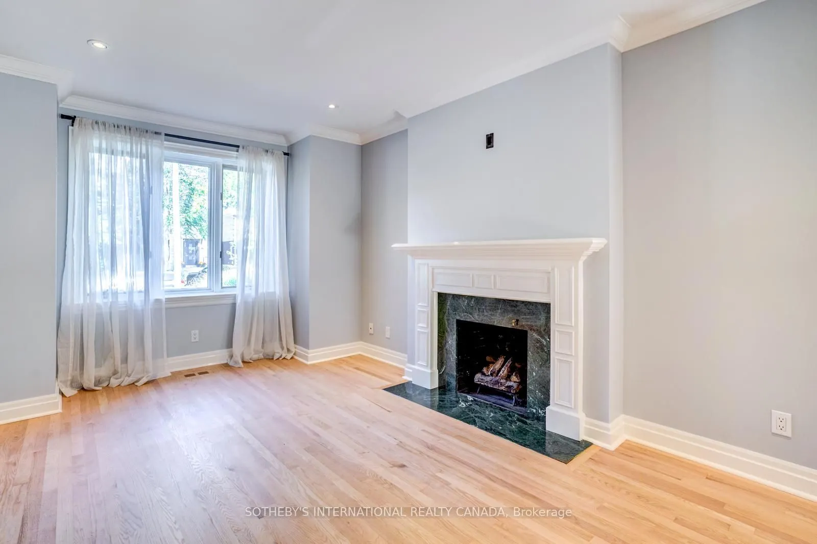 117 Deloraine Avenue