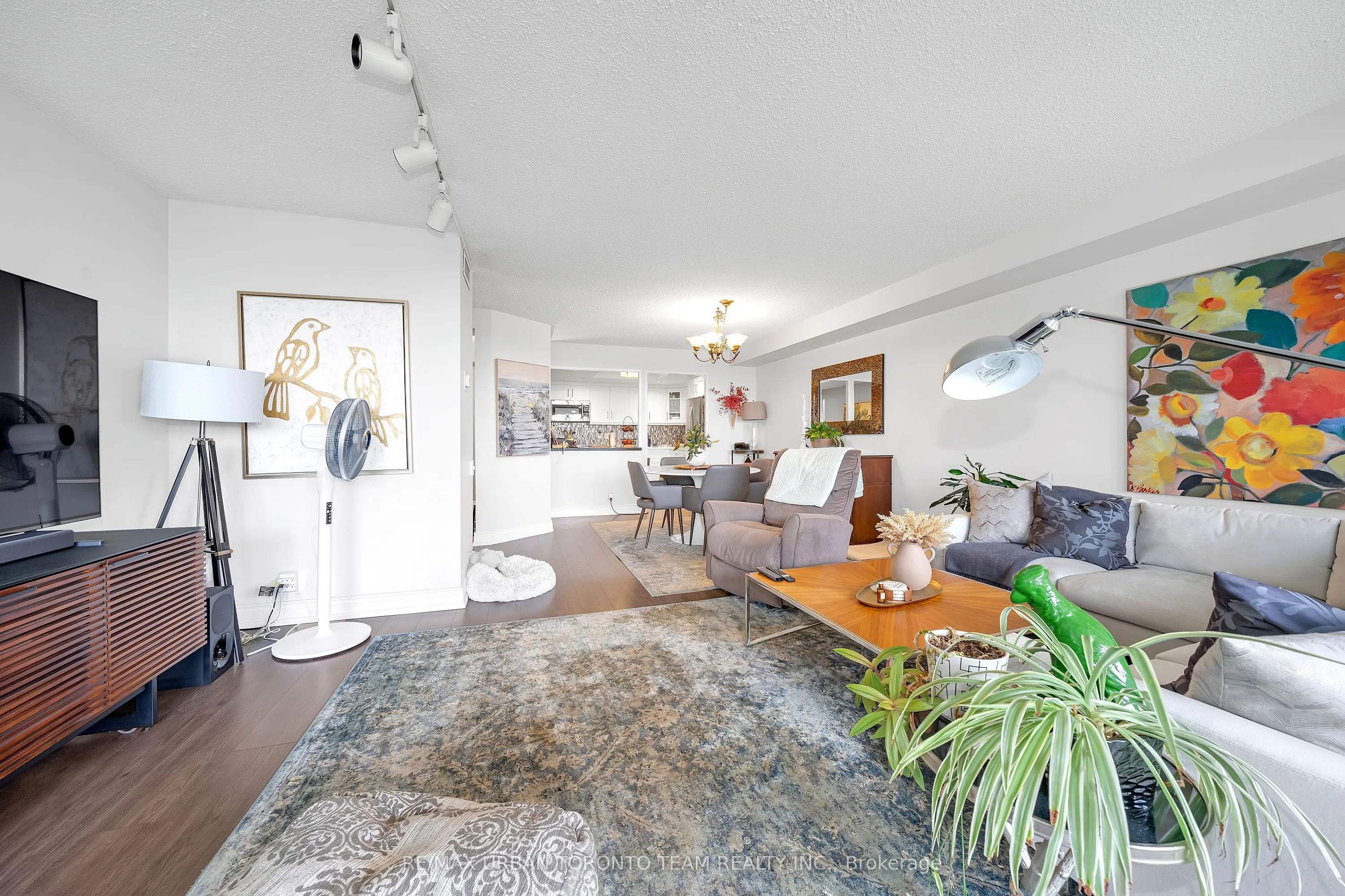 3 Concorde Place, #1601