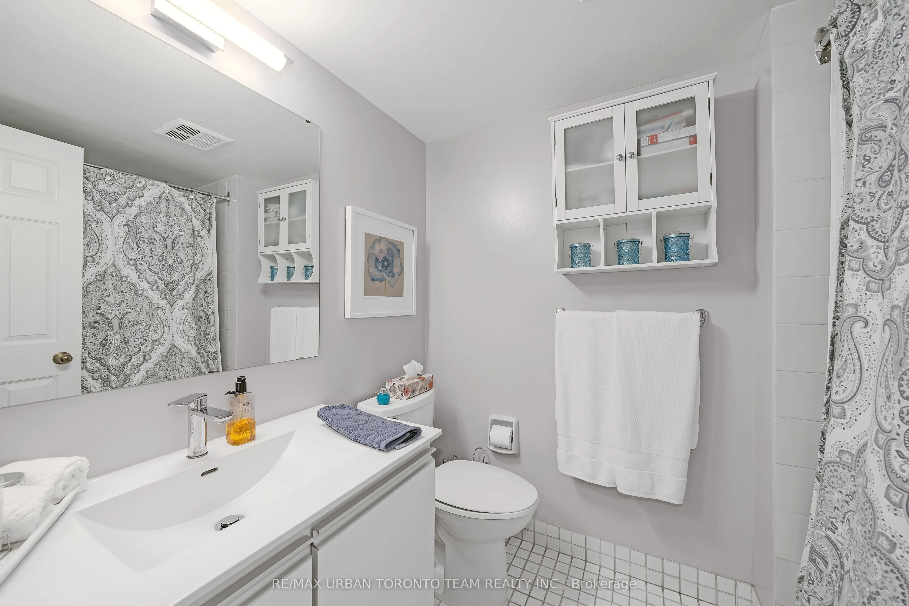 3 Concorde Place, #1601