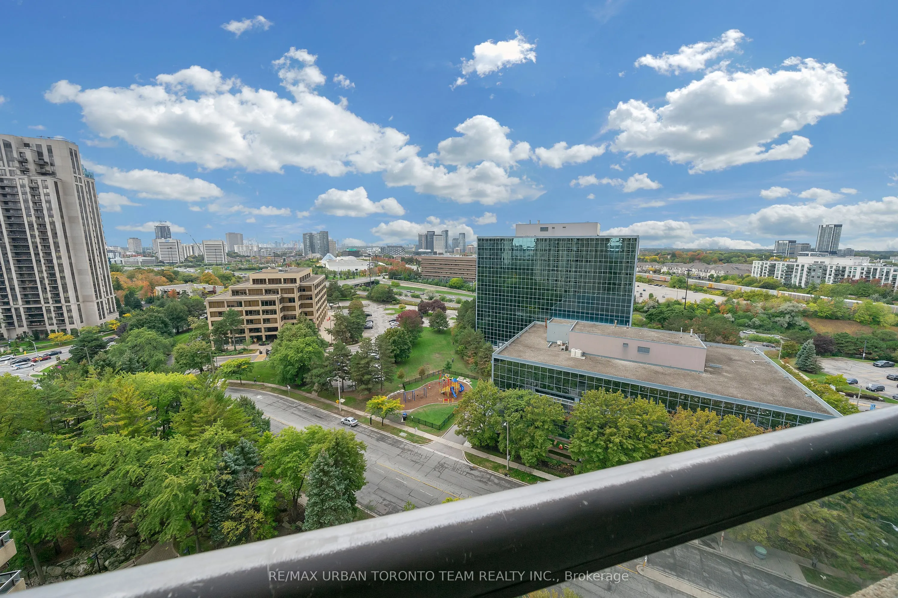 3 Concorde Place, #1601