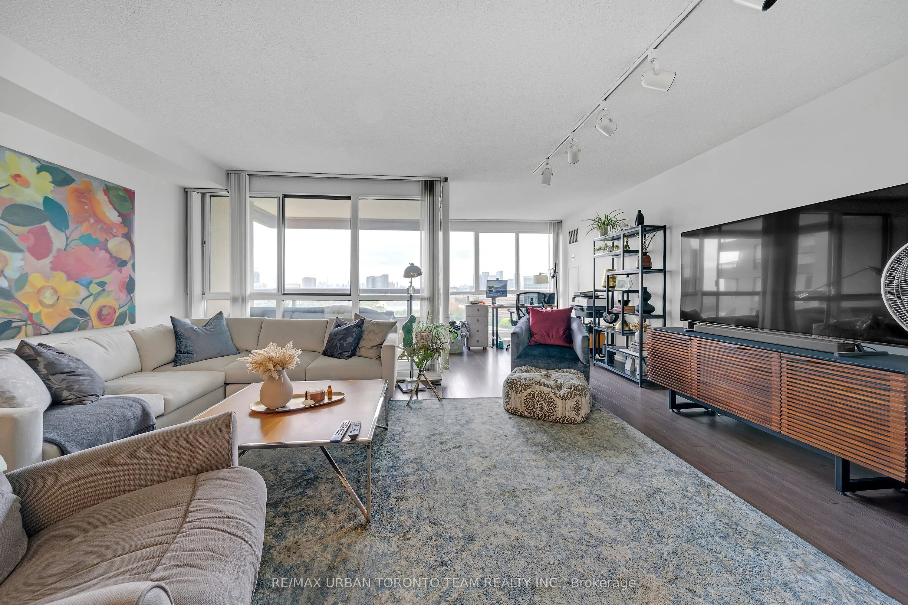 3 Concorde Place, #1601