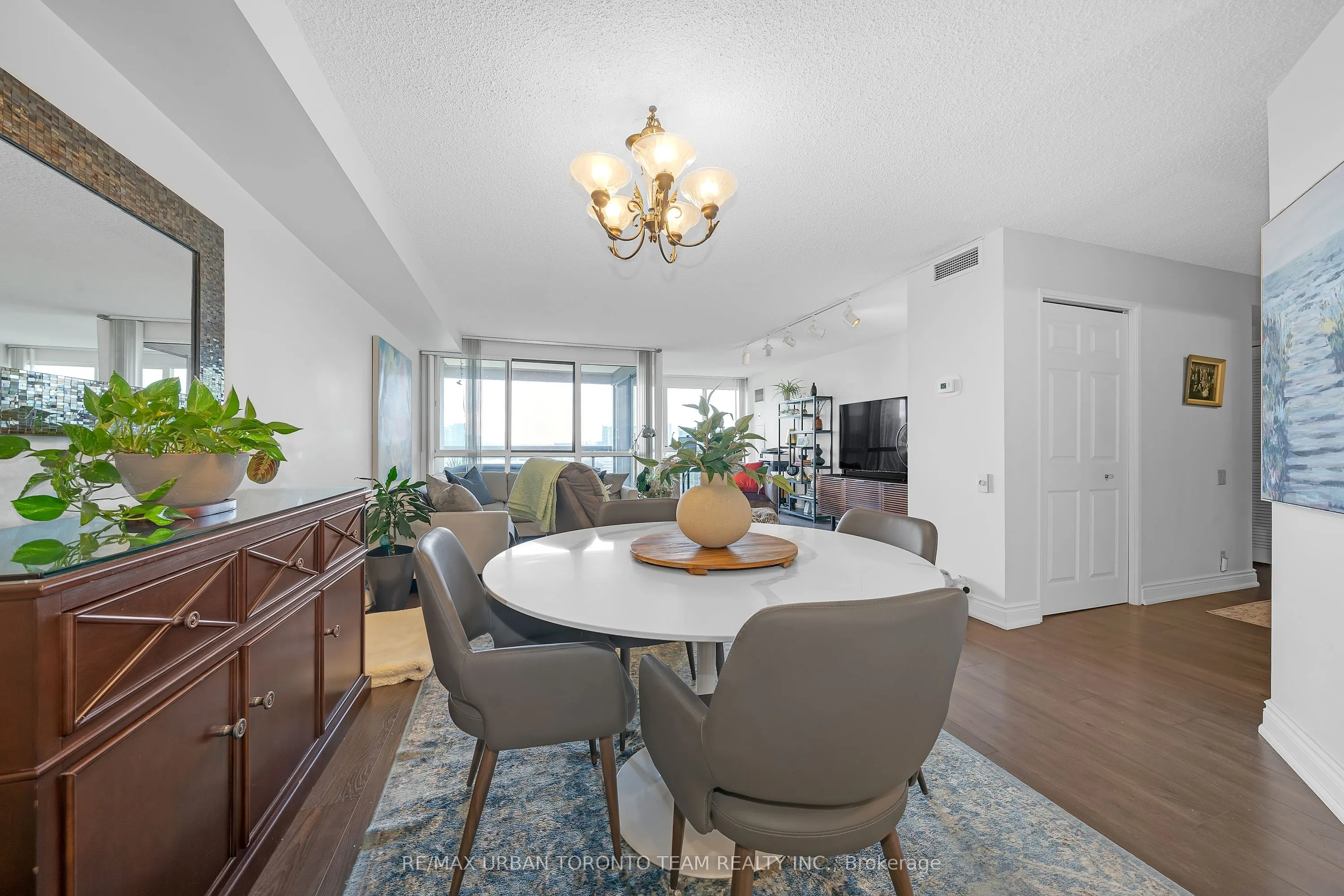 3 Concorde Place, #1601