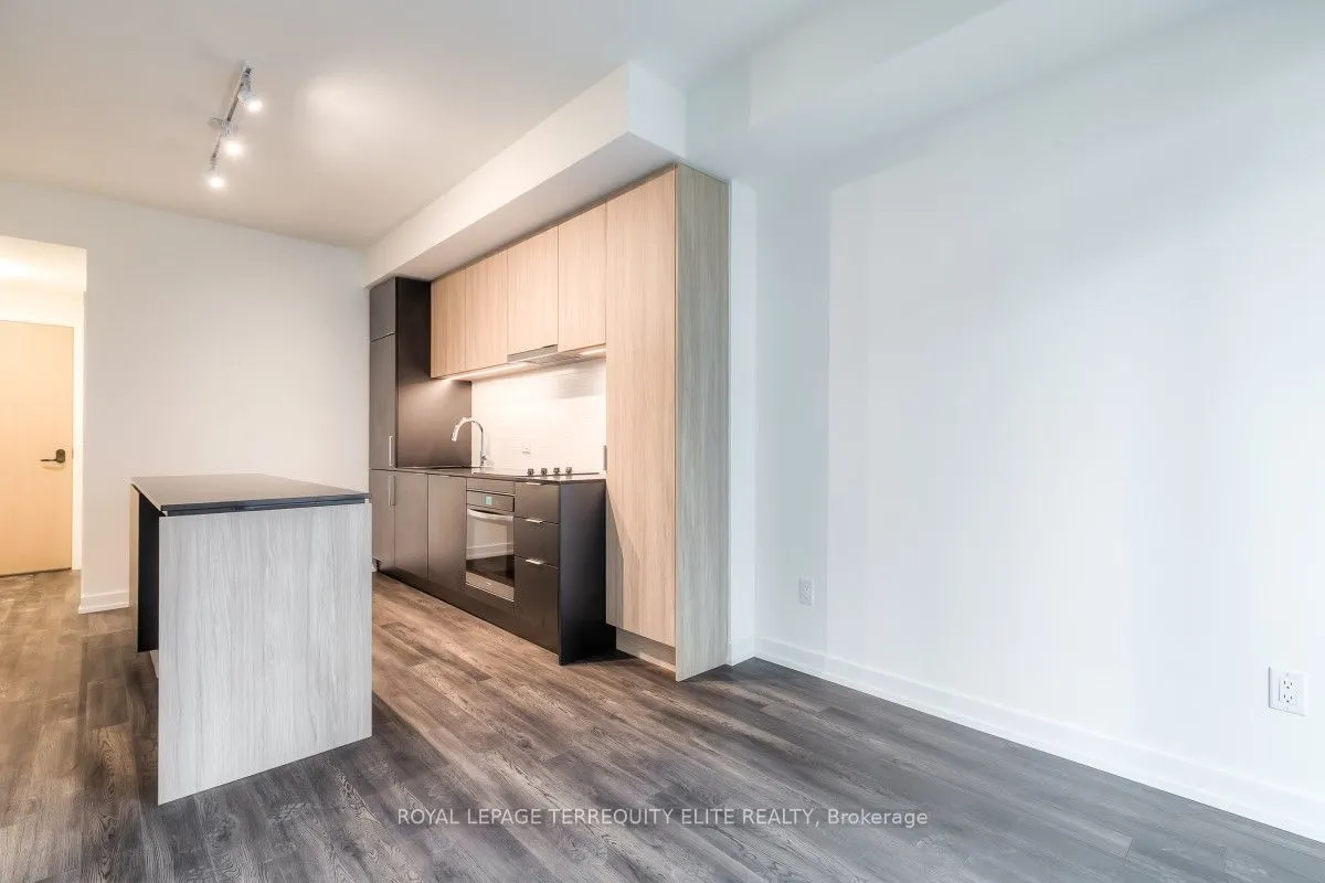89 Church Street, #2210