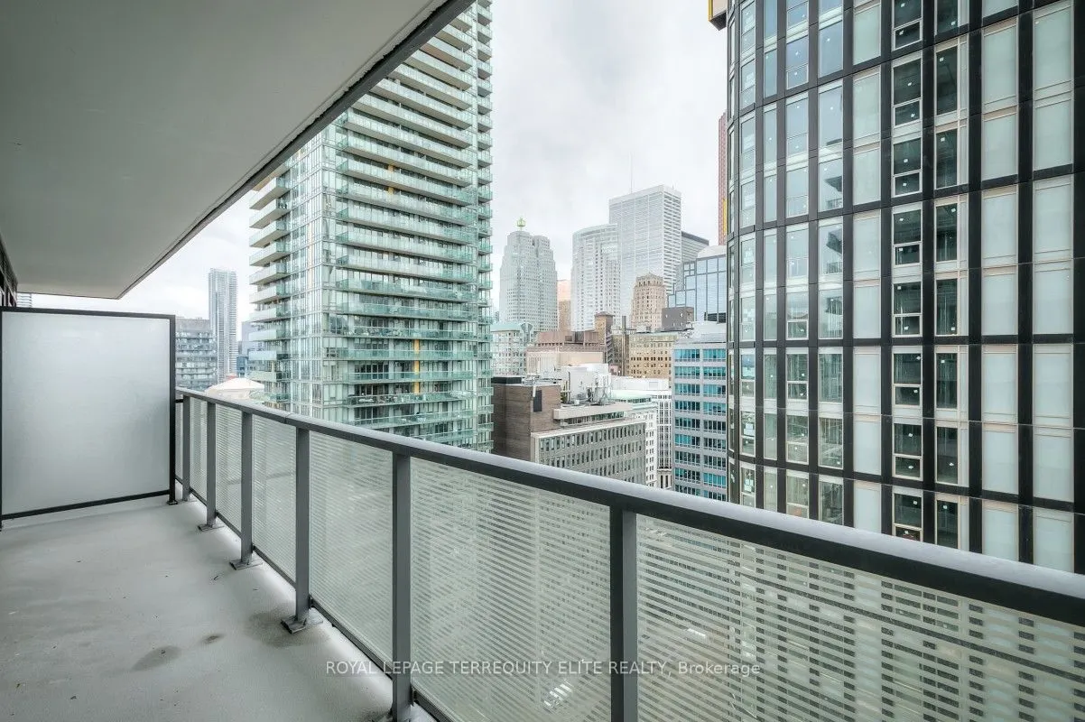 89 Church Street, #2210
