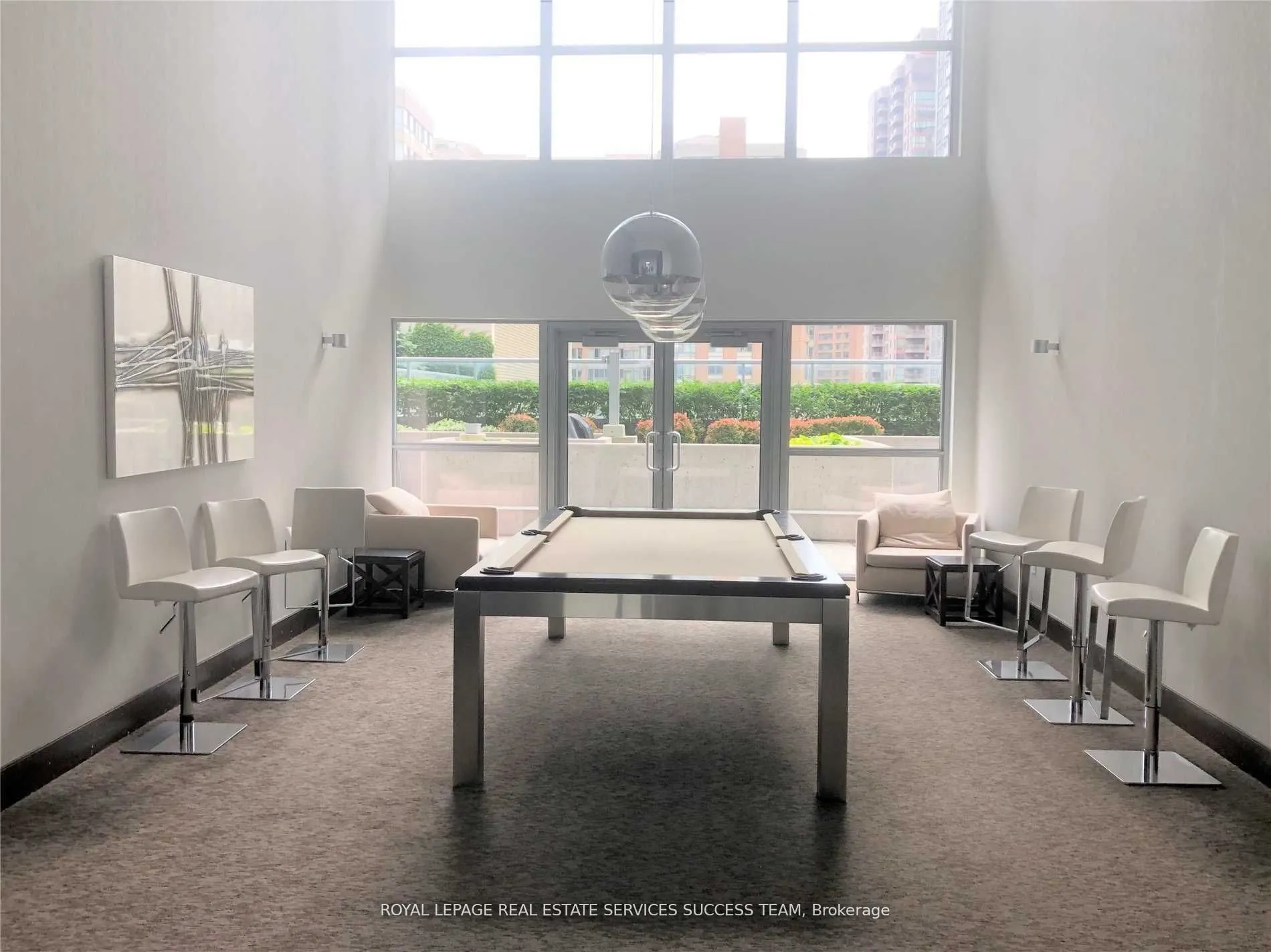 386 Yonge Street W, #4713
