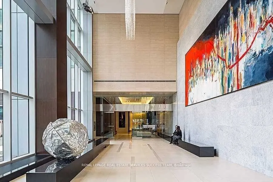 386 Yonge Street W, #4713