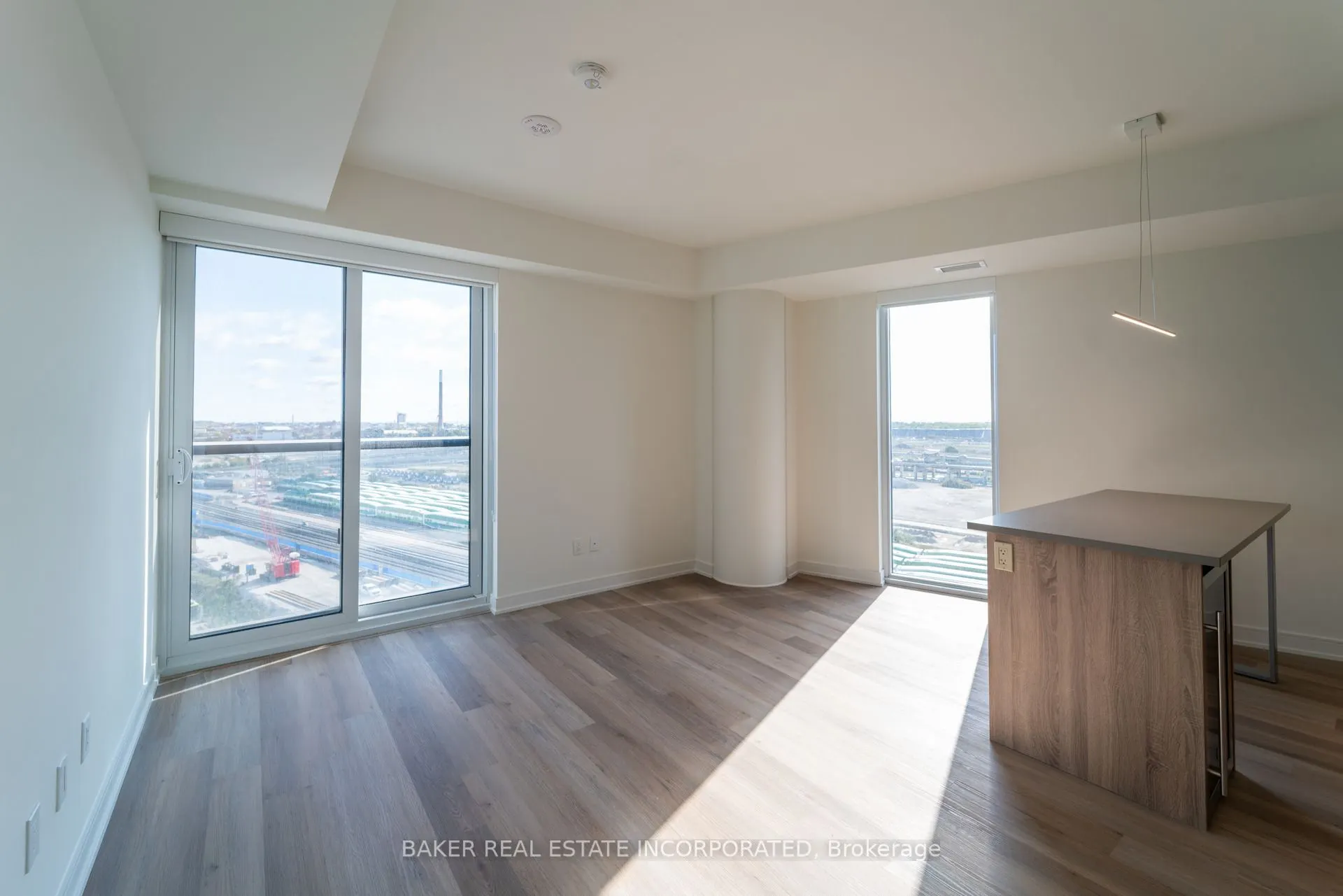 181 Mill Street, #1609