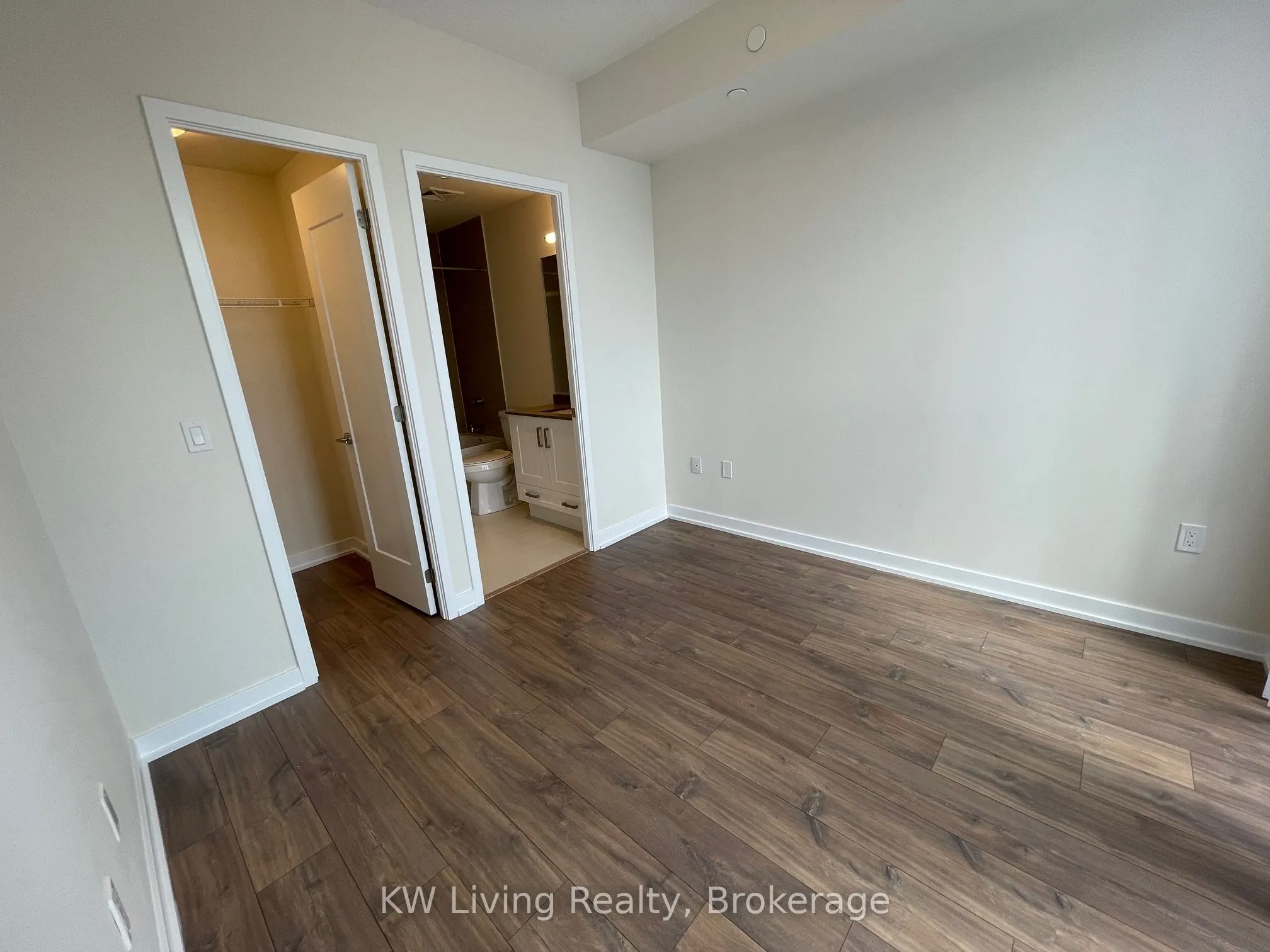 99 John Street, #3204