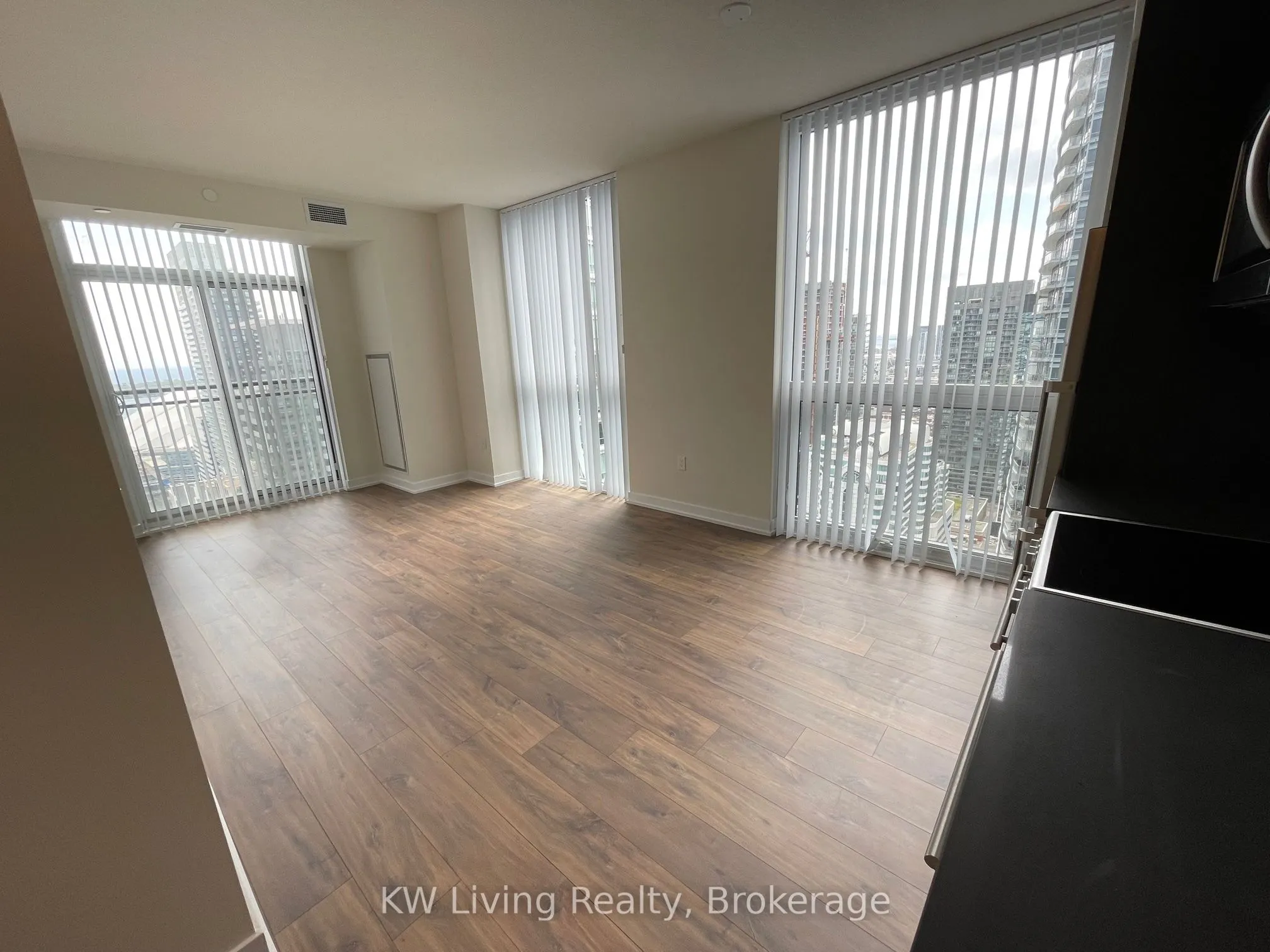 99 John Street, #3204